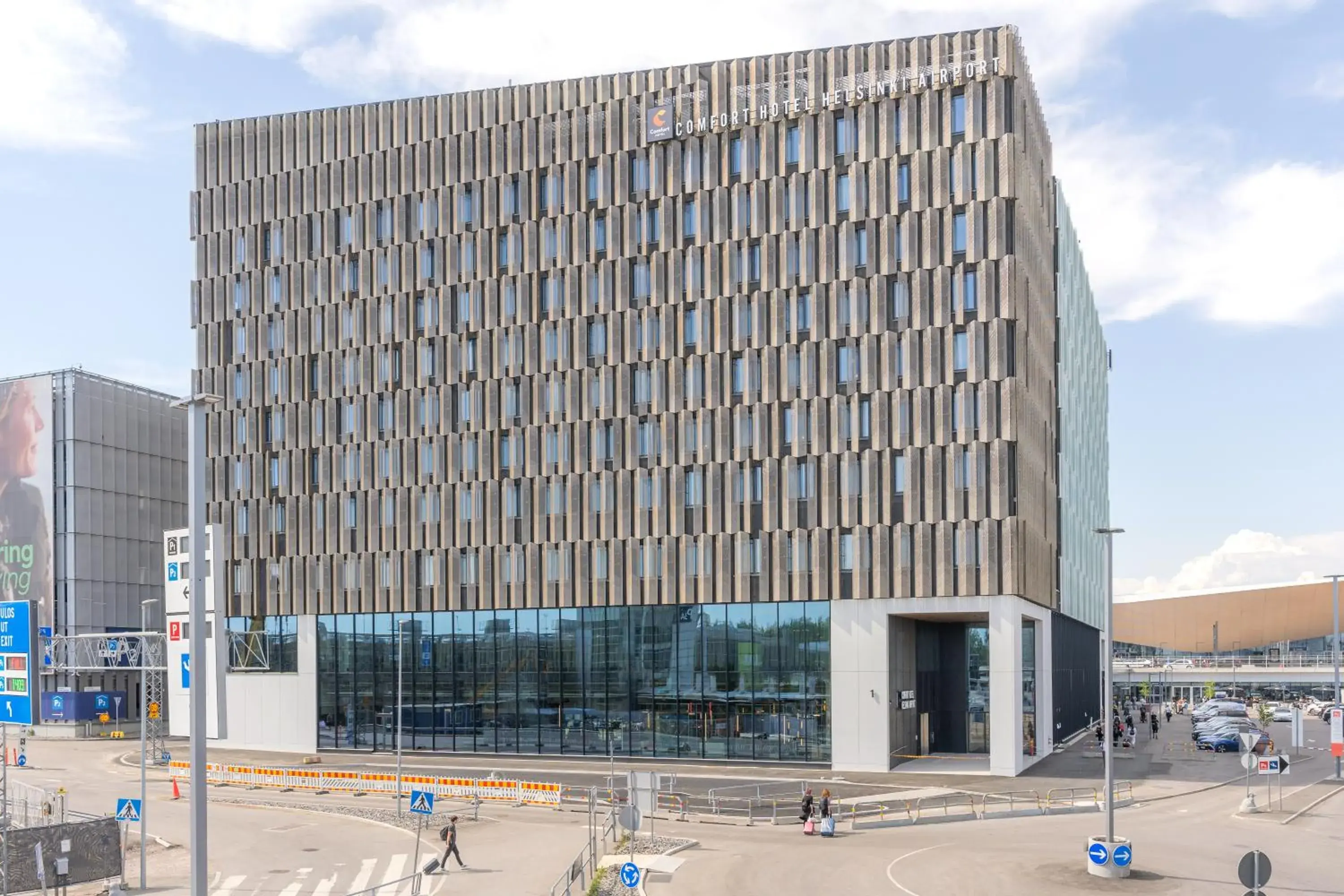 Property building in Comfort Hotel Helsinki Airport Property building in Comfort Hotel Helsinki Airport