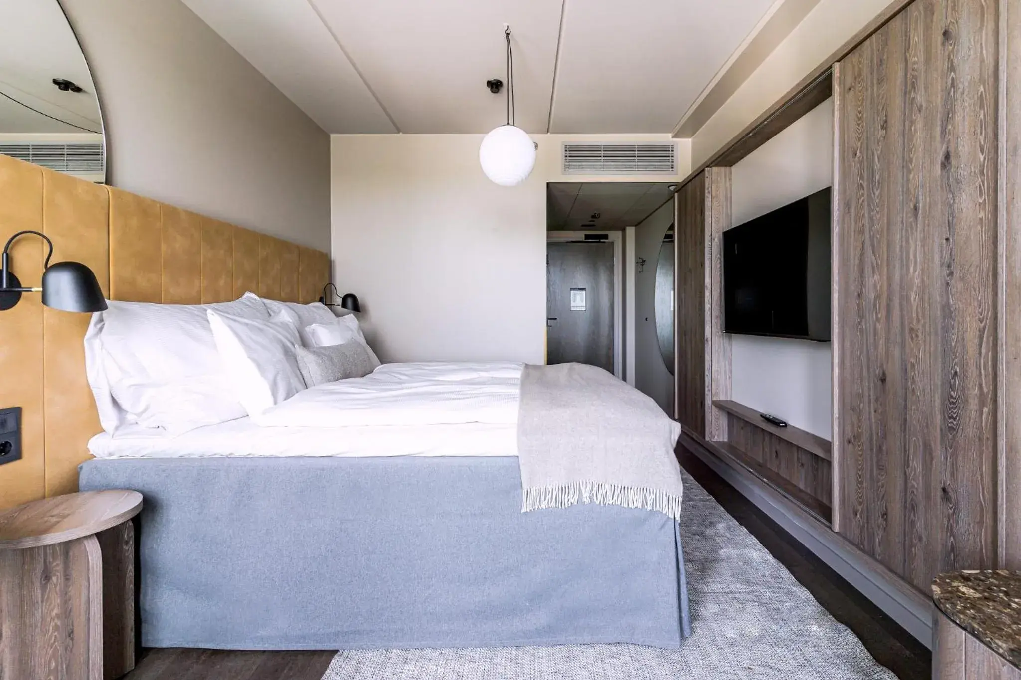 Bedroom, Bed in Clarion Hotel Helsinki Airport Bedroom, Bed in Clarion Hotel Helsinki Airport