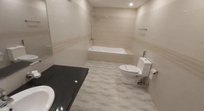 Hotel Mairona Gulberg Lahore