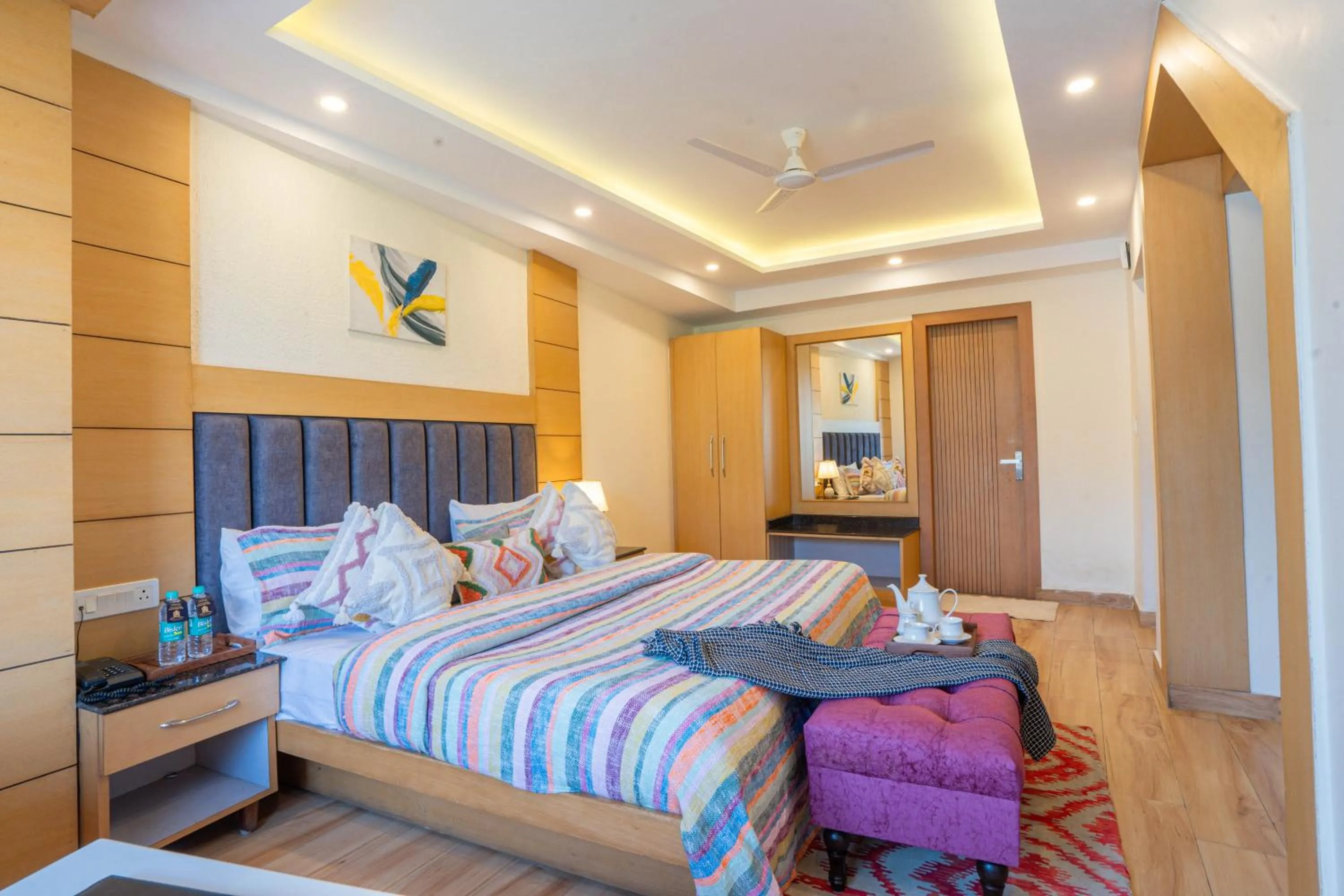 Bed in Super Hotel by Perfectstayz Mall Road