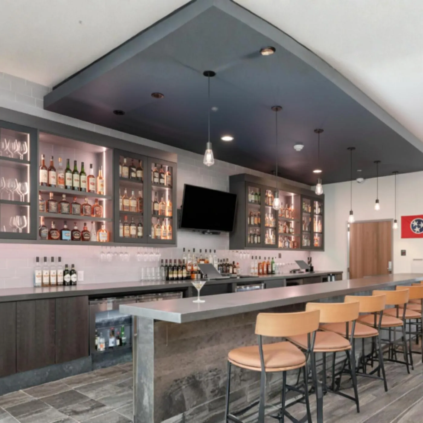 Lounge or bar in La Quinta Inn & Suites by Wyndham Chattanooga Downtown/South