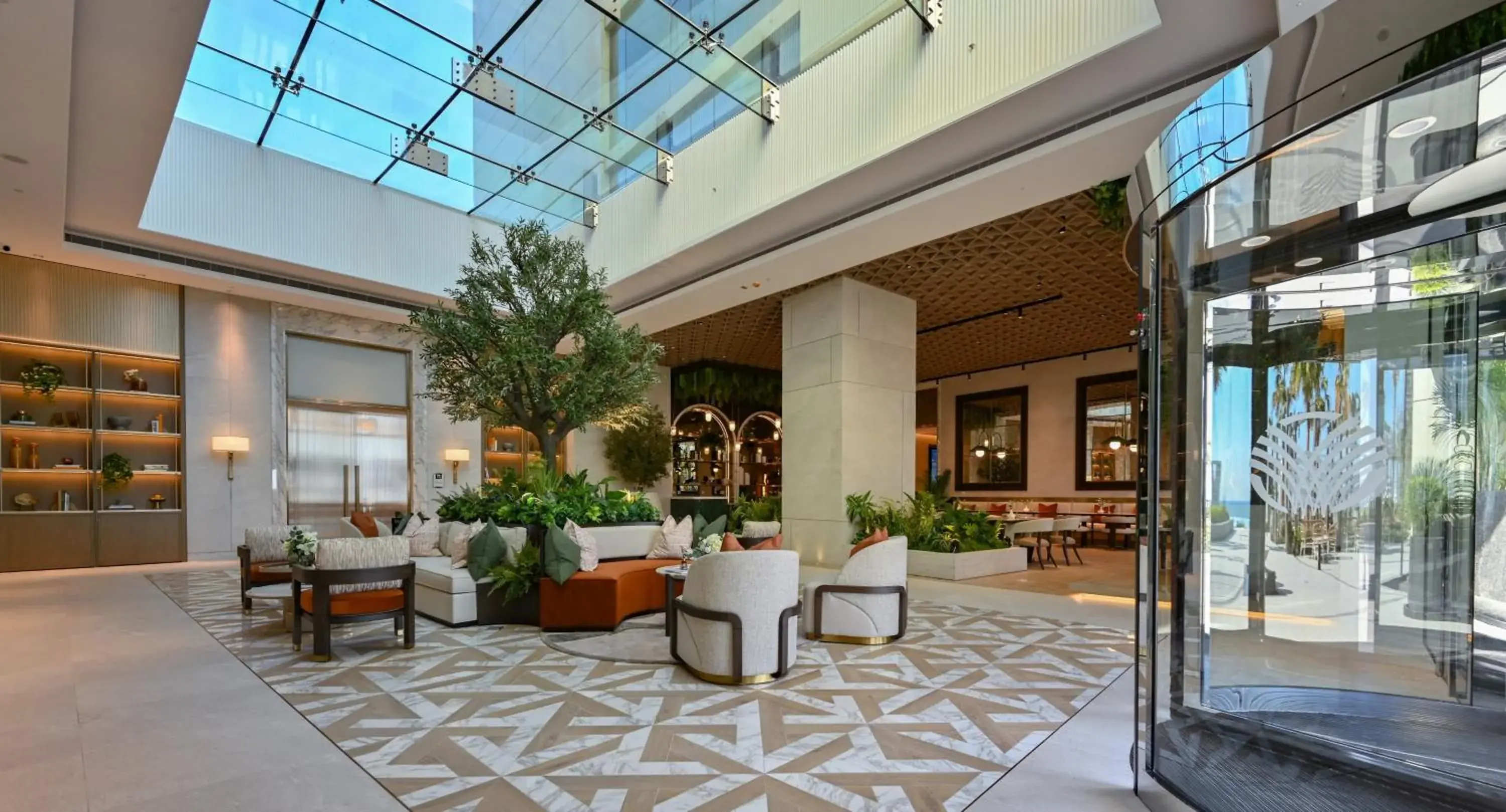 Restaurant/places to eat in Onyx Rotana Restaurant/places to eat in Onyx Rotana