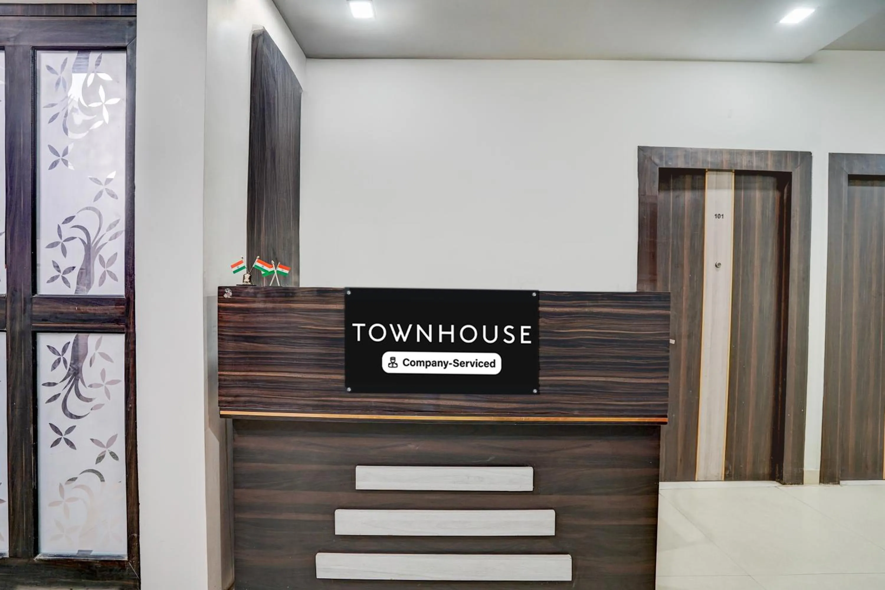 Lobby or reception in Super Townhouse Faizabad Road Opp BBD University