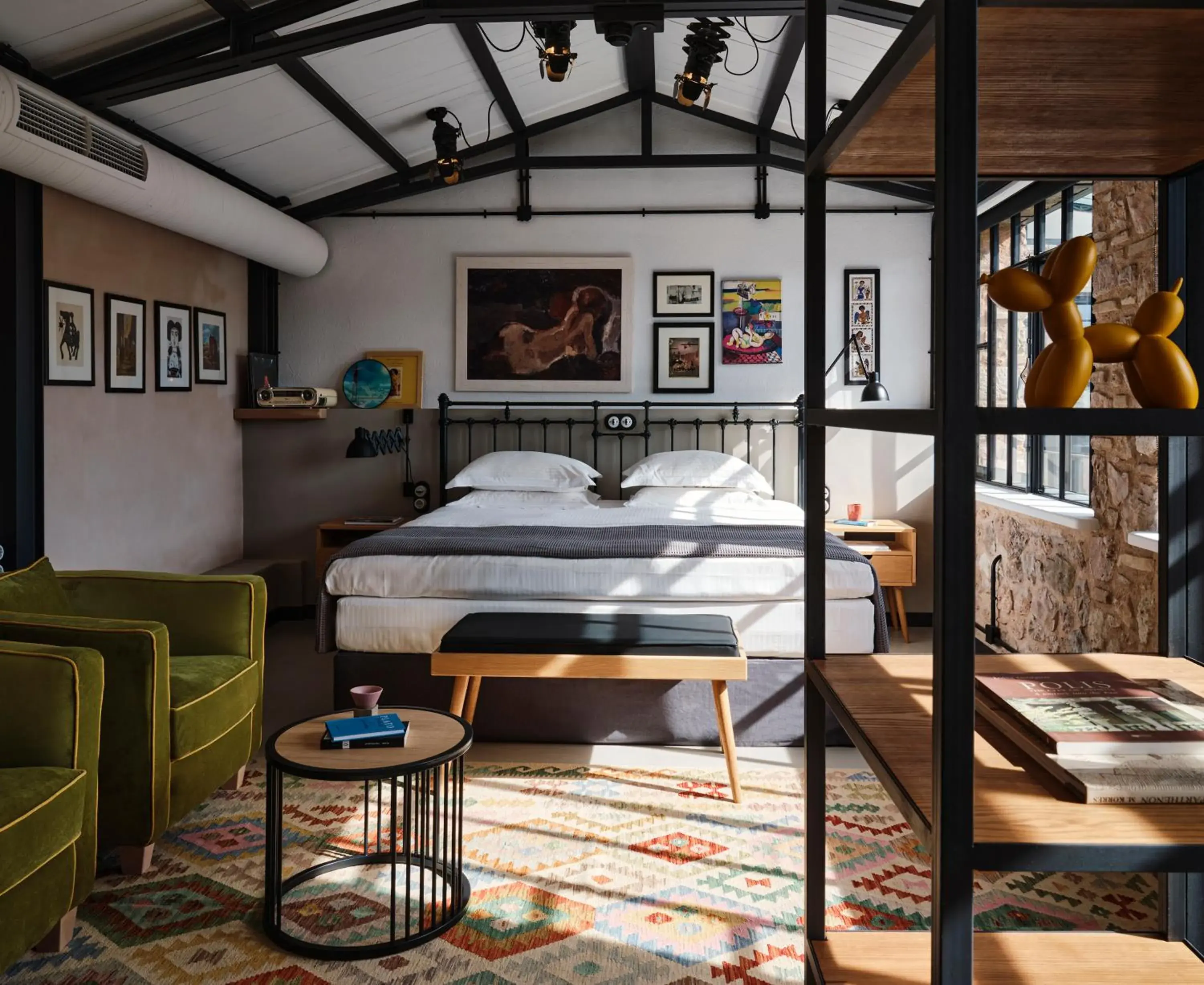 Louisa - Deluxe Acropolis View Suite in Not Boutique Hotel Louisa - Deluxe Acropolis View Suite in Not Boutique Hotel