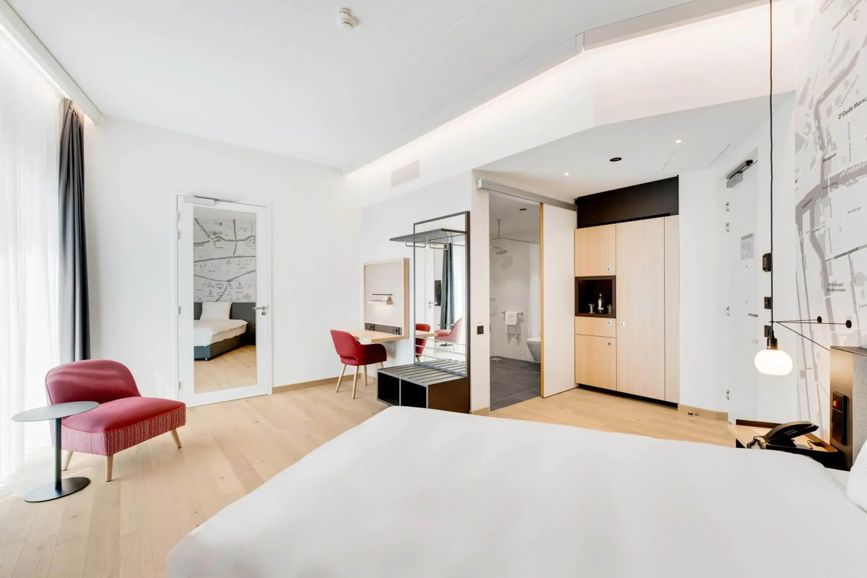 Bedroom, Bed in IntercityHotel Leiden Bedroom, Bed in IntercityHotel Leiden