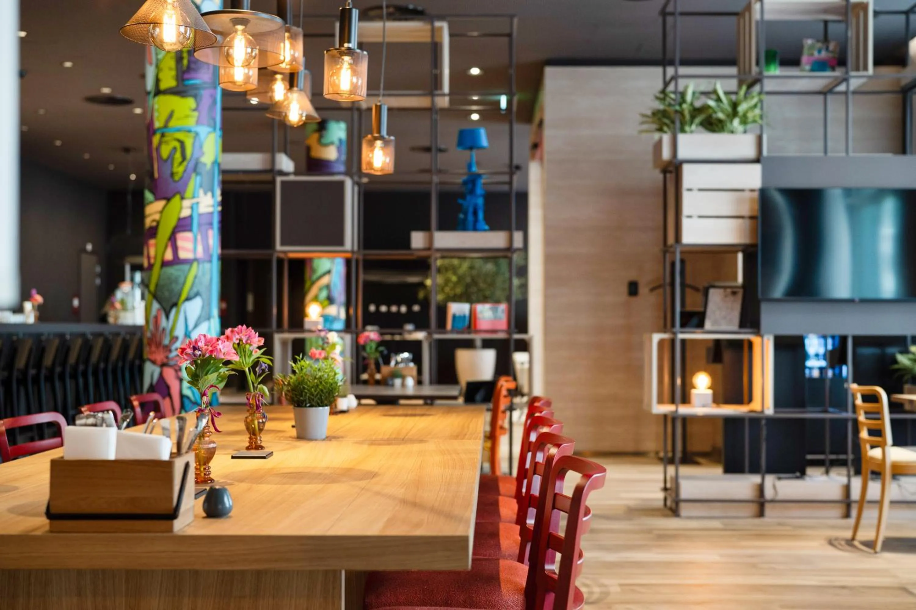 Lounge or bar in IntercityHotel Leiden