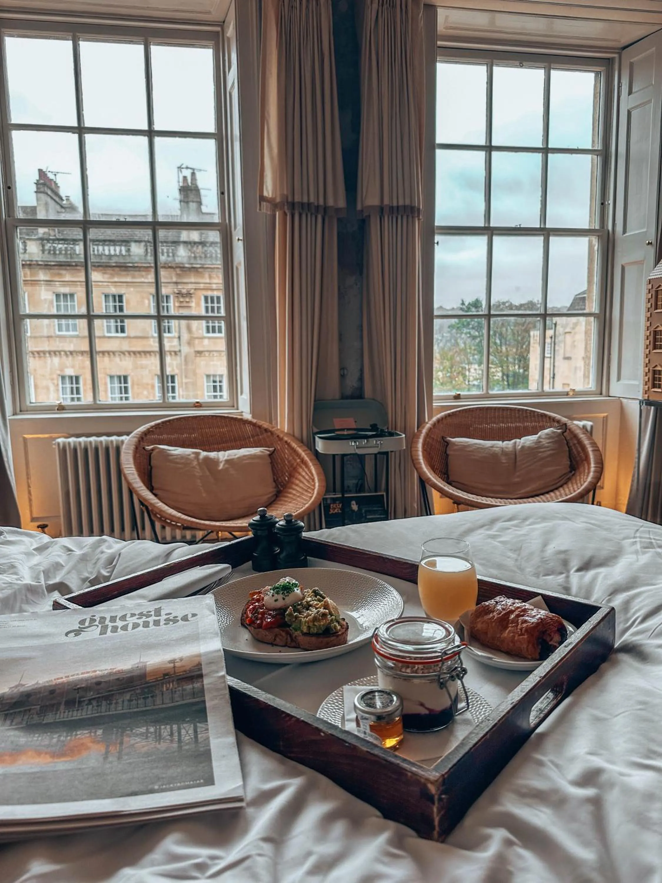 Breakfast, Bed in No 15 by GuestHouse, Bath