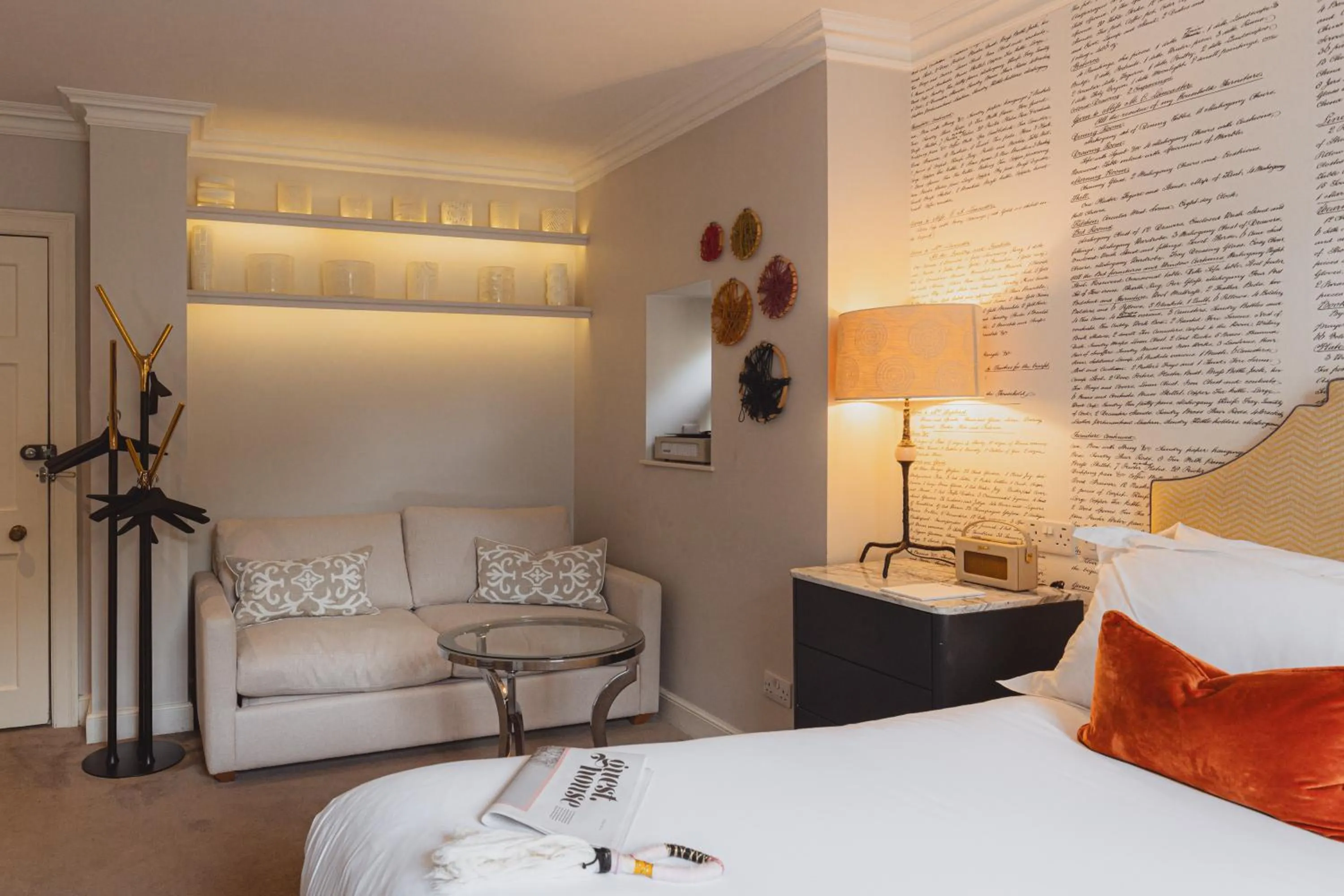 Living room, Bed in No 15 by GuestHouse, Bath