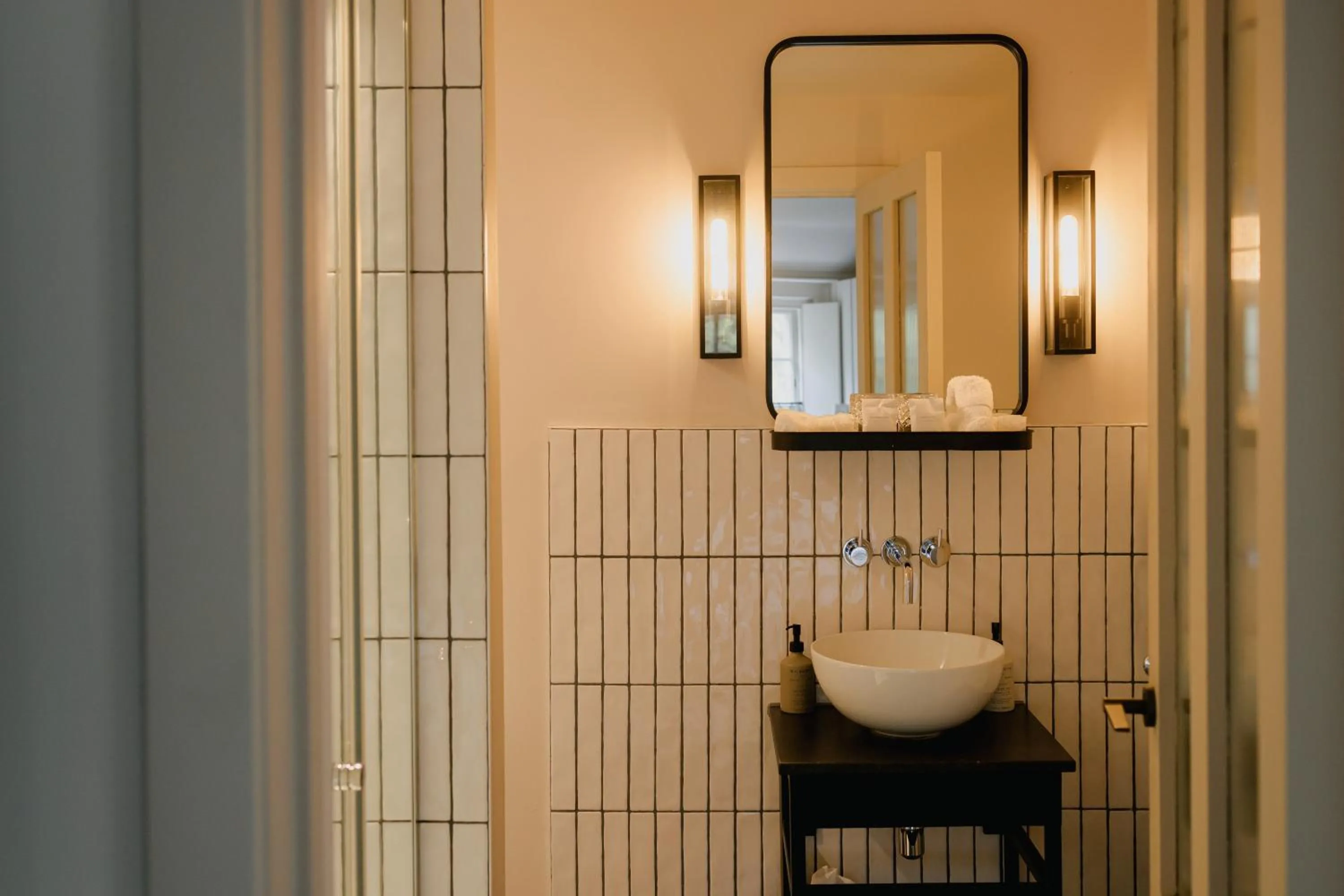 Bedroom in No 15 by GuestHouse, Bath