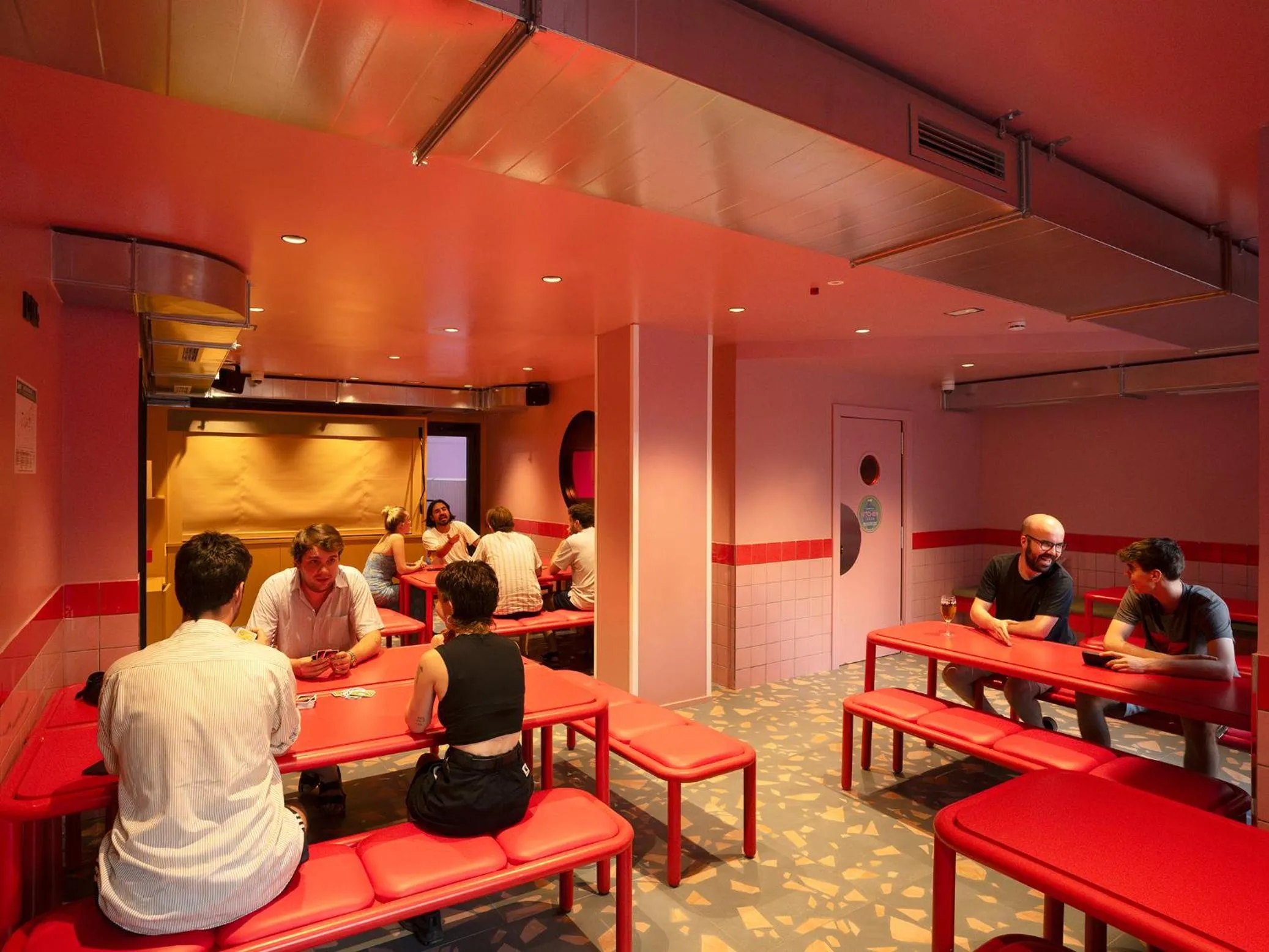 Living room in AMISTAT City Hostel Barcelona