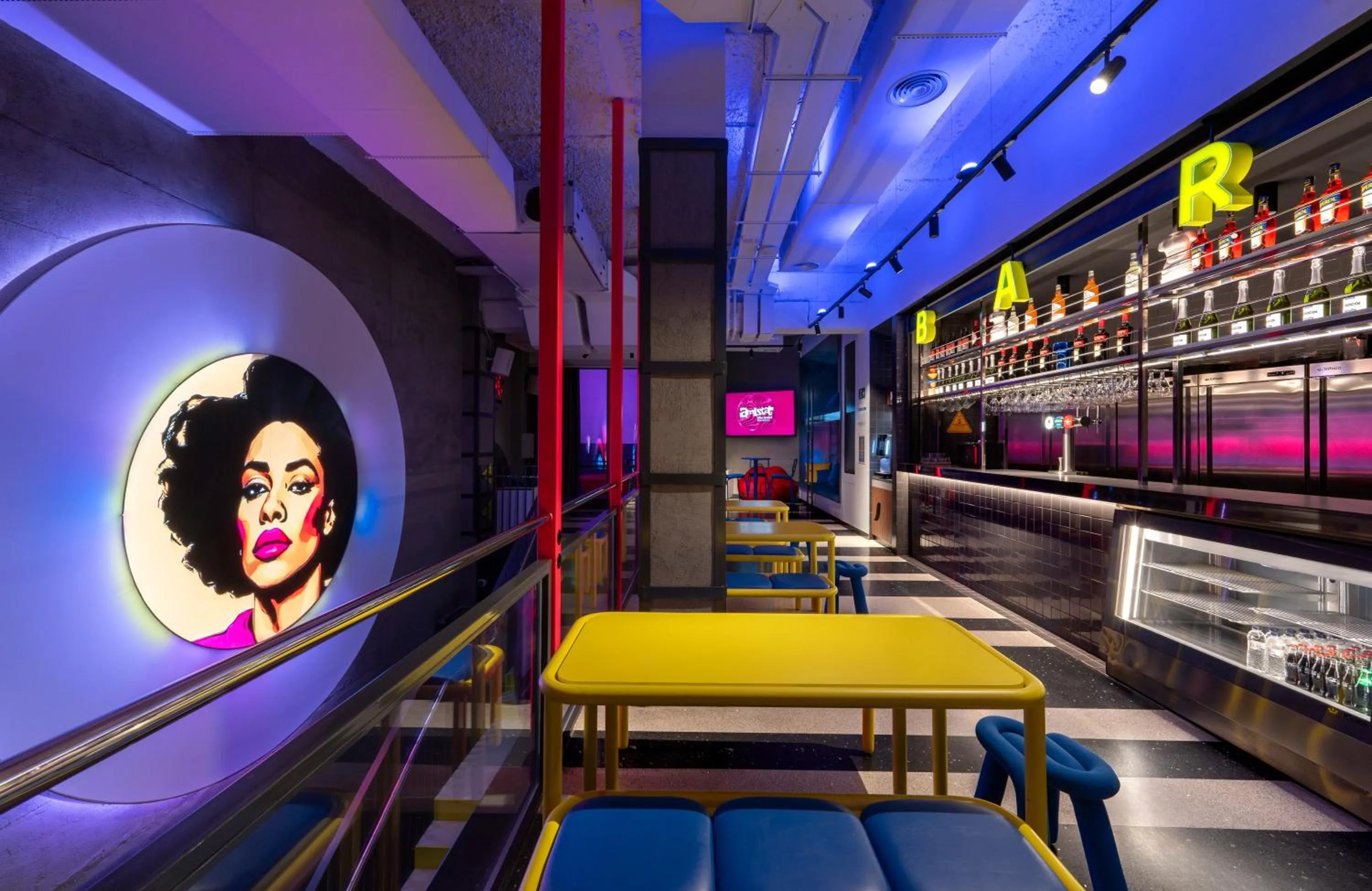 Living room in AMISTAT City Hostel Barcelona