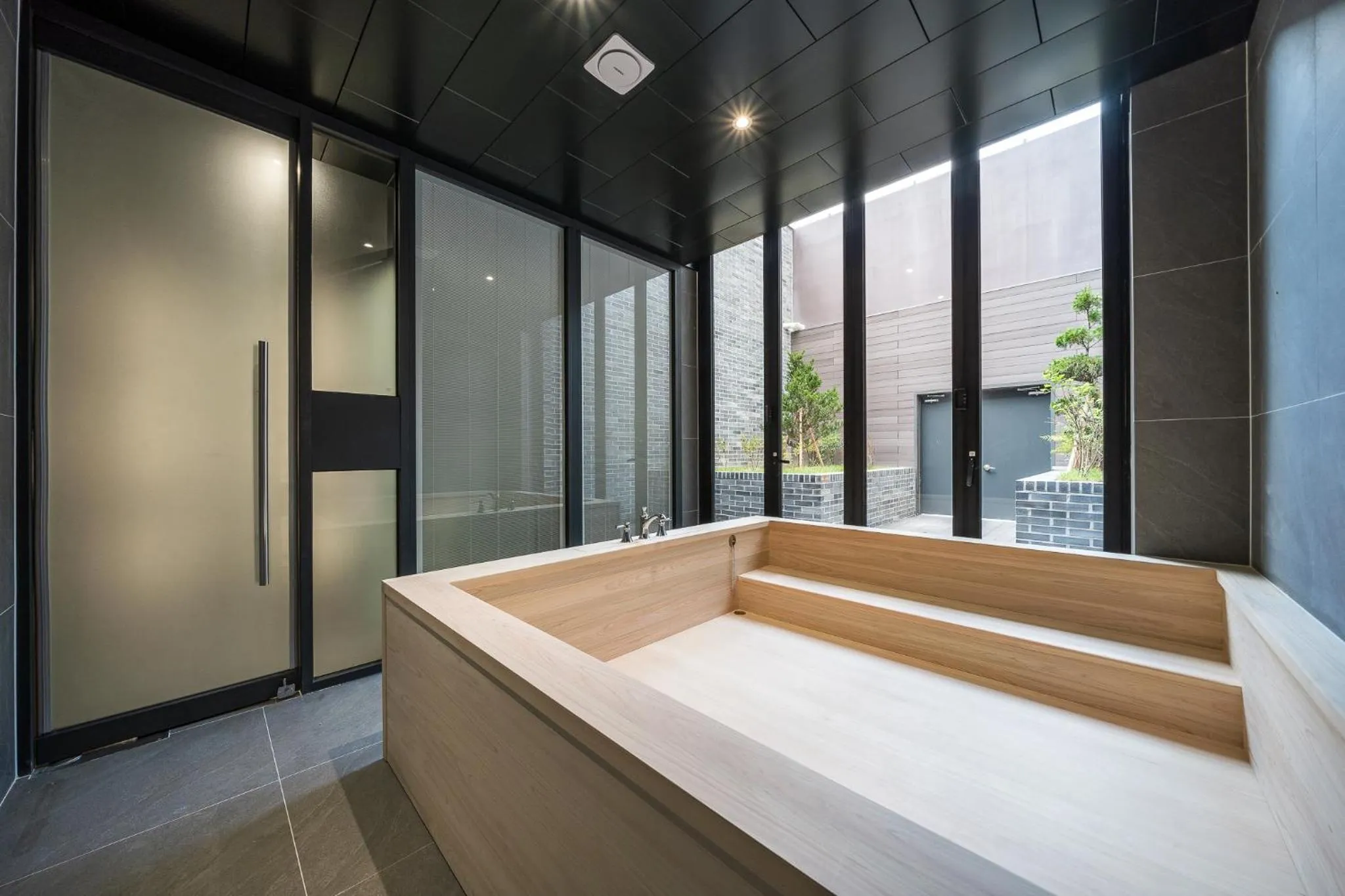 Brown Dot Hotel Masan Yangduck