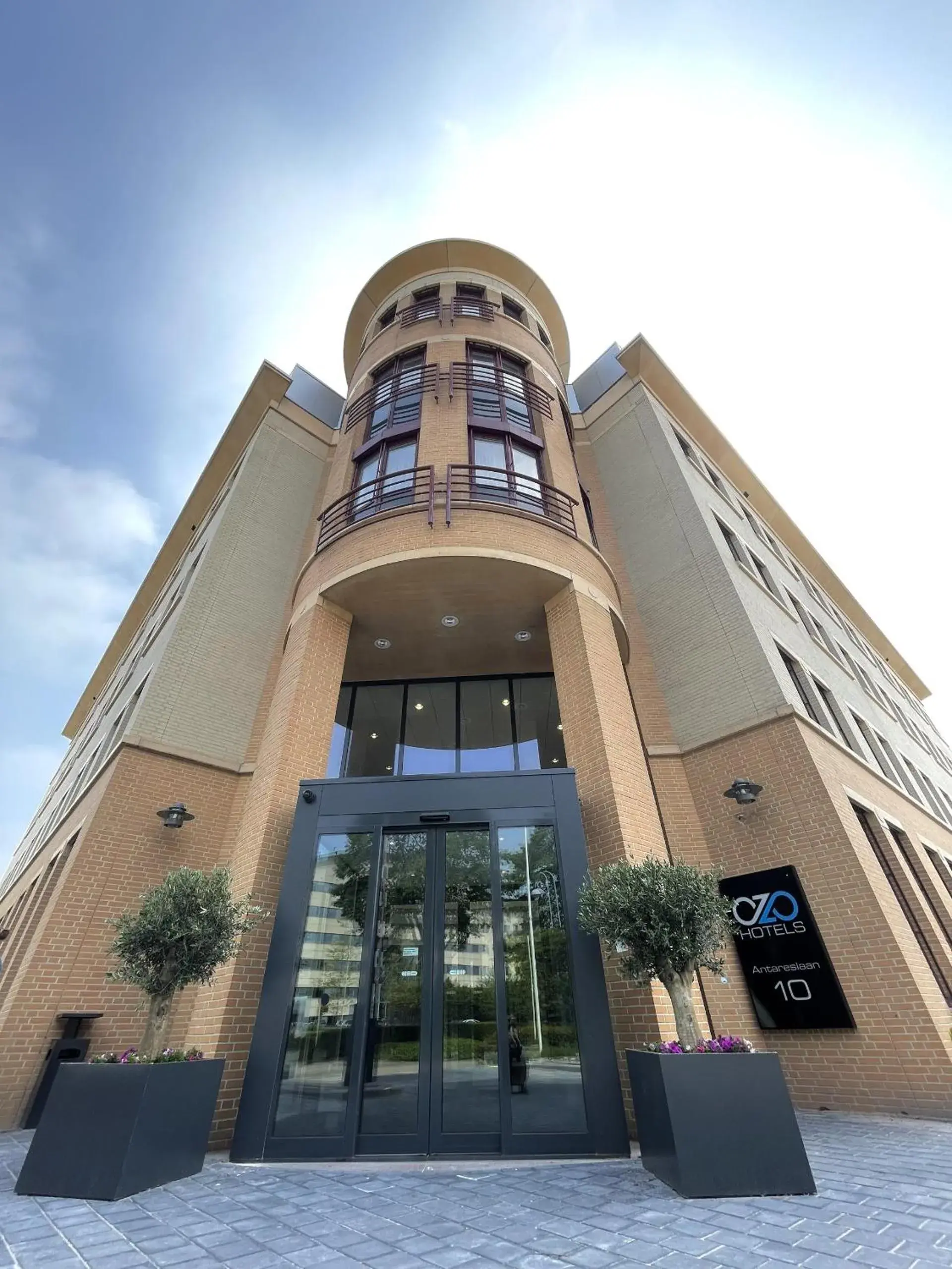 Property building in OZO Hotels Antares Airport Property building in OZO Hotels Antares Airport