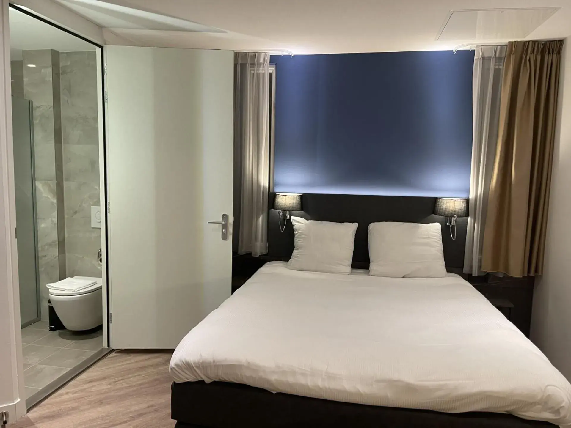 Bed in OZO Hotels Antares Airport Bed in OZO Hotels Antares Airport