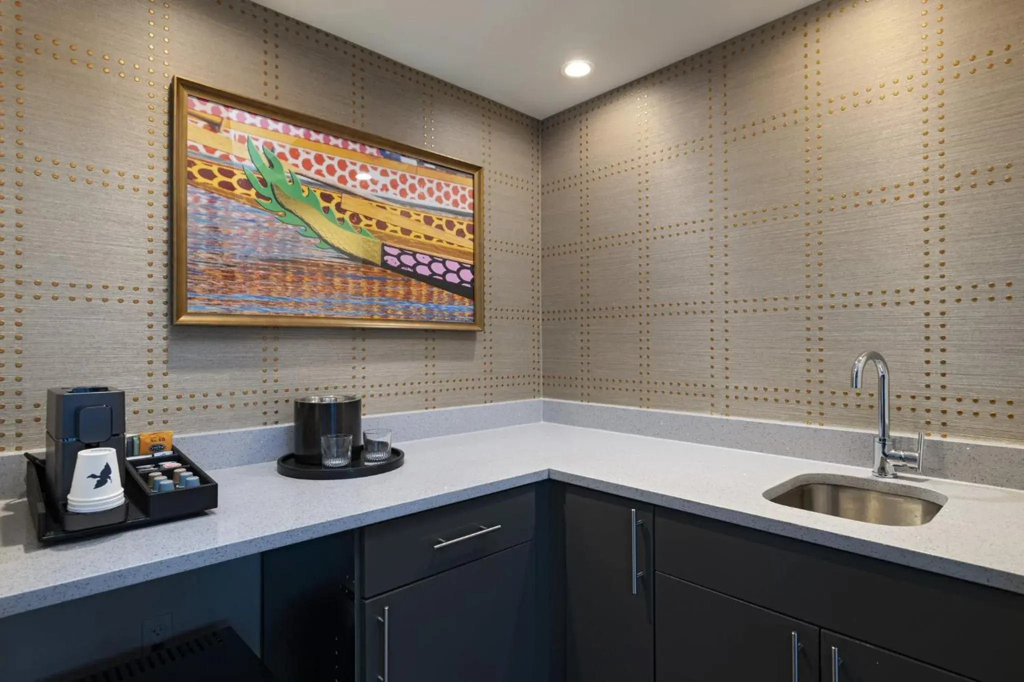 Photo of the whole room in Hotel Indigo Irving - Las Colinas by IHG Photo of the whole room in Hotel Indigo Irving - Las Colinas by IHG