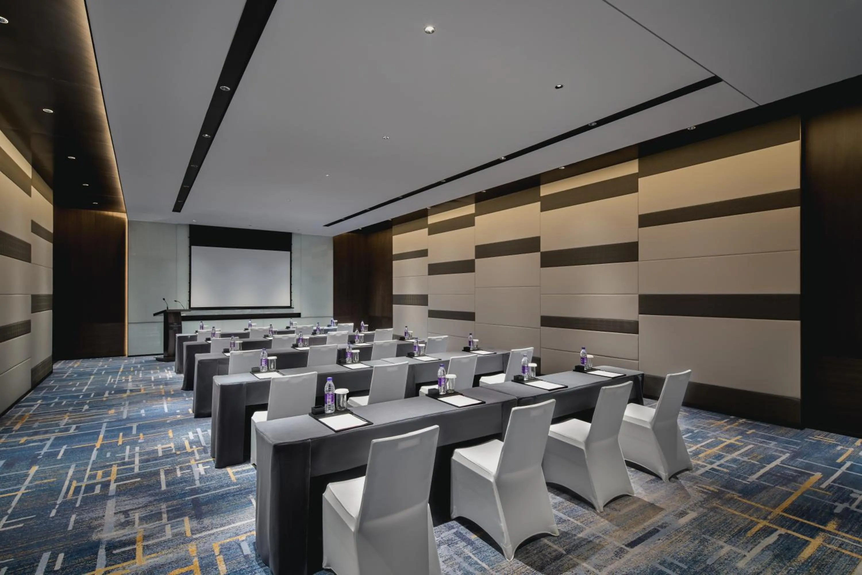 Crowne Plaza Shangluo, an IHG Hotel