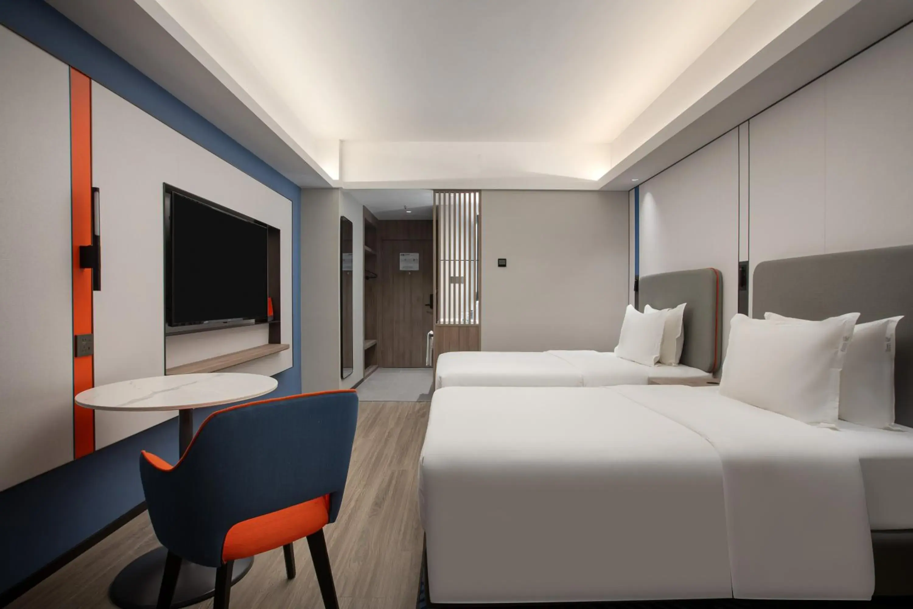 Bedroom, Bed in Holiday Inn Express Shanghai Gumei by IHG Bedroom, Bed in Holiday Inn Express Shanghai Gumei by IHG