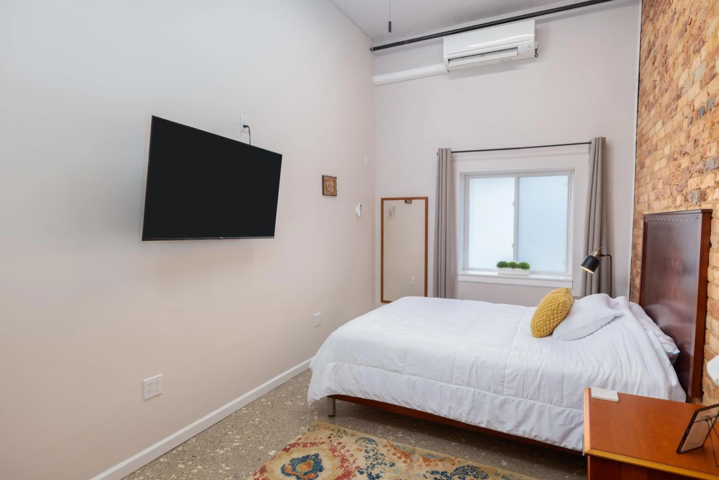 Bed in Hartwell Suites