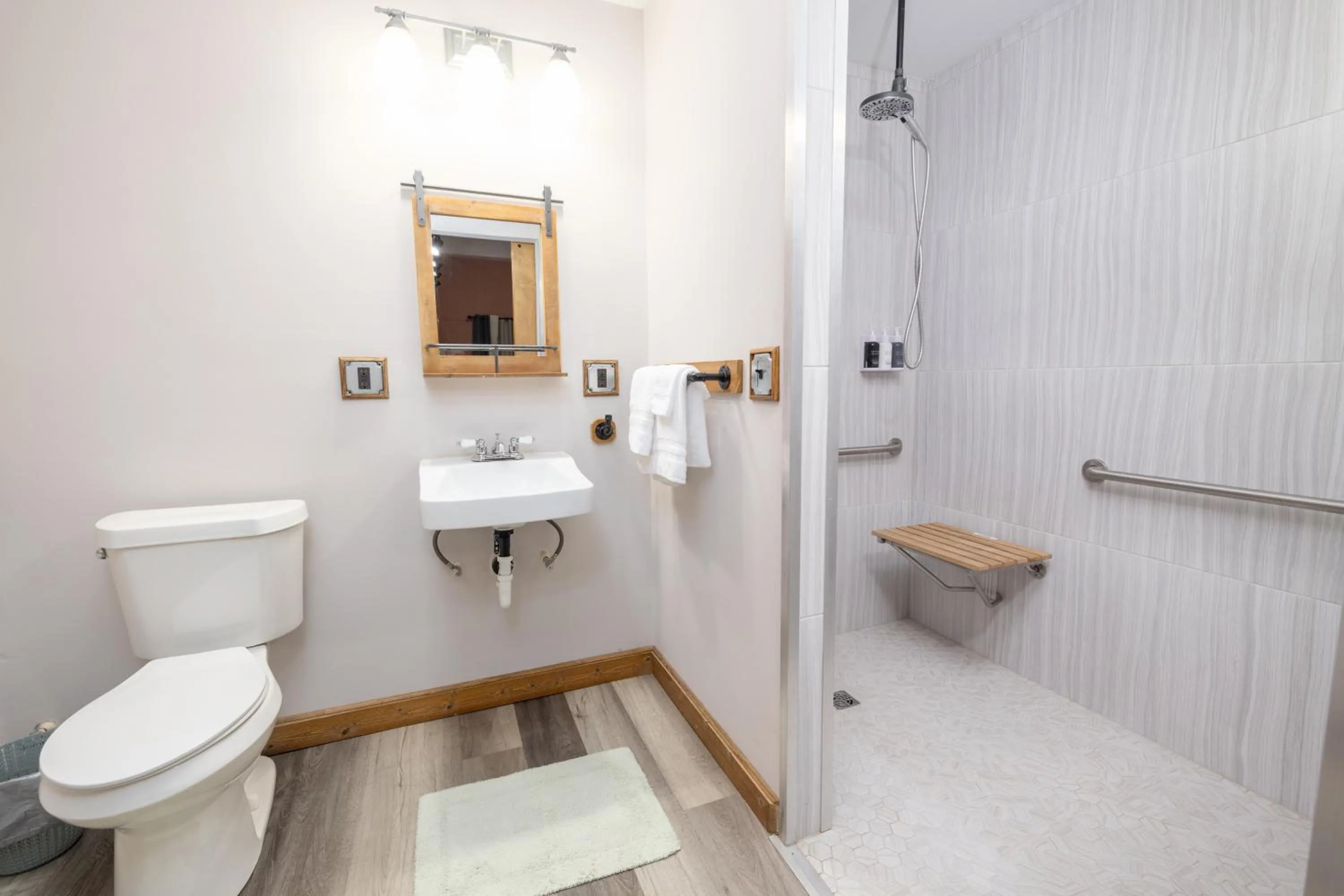 Hartwell Suites