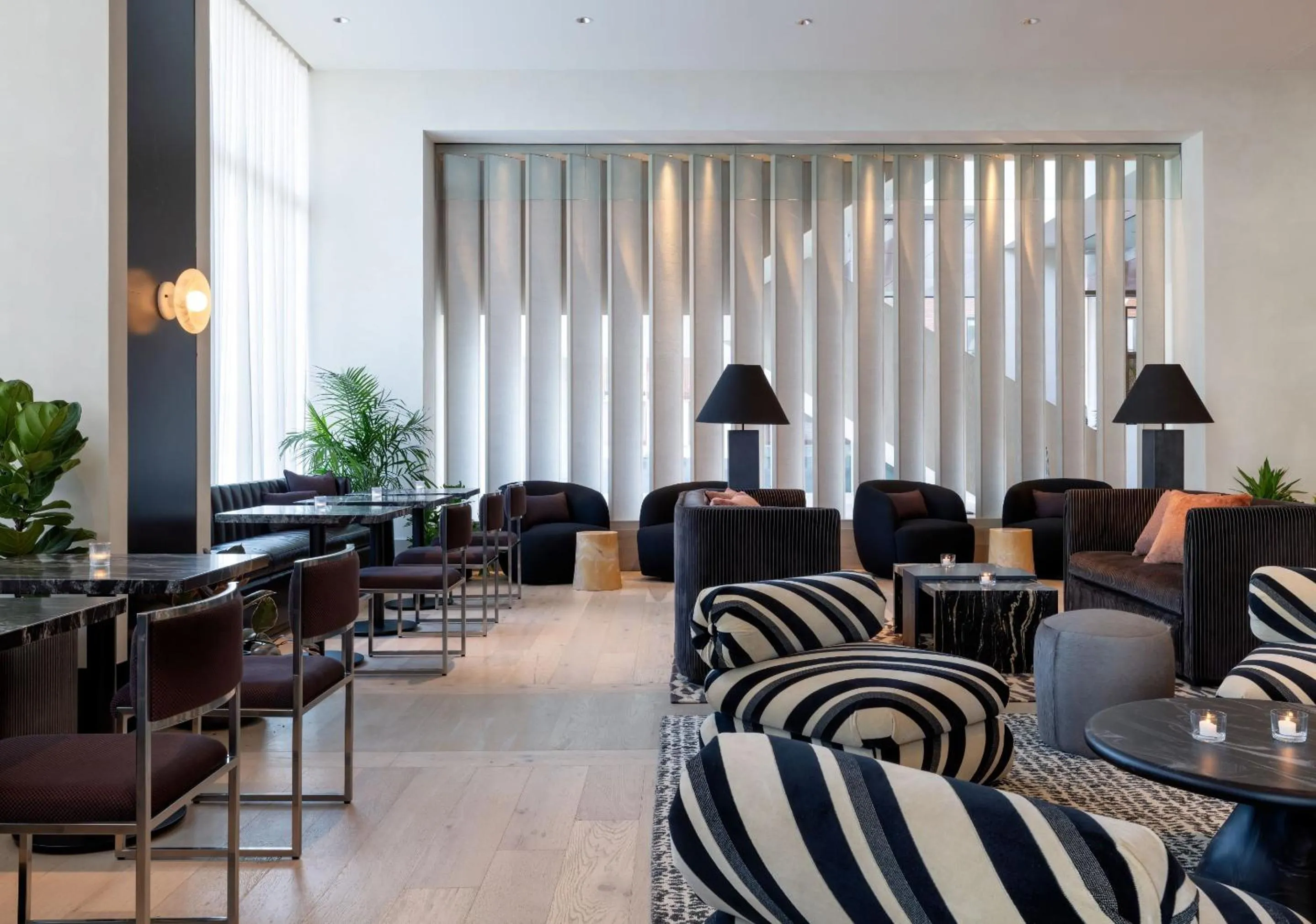 Restaurant/places to eat in Kimpton Claret Hotel by IHG