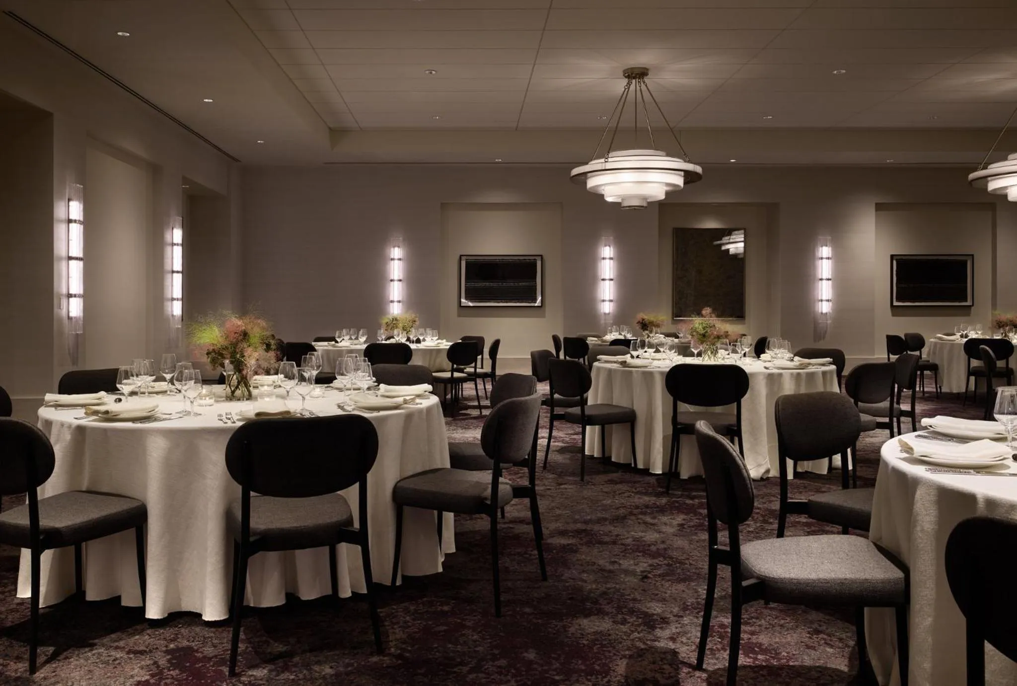 Banquet/Function facilities in Kimpton Claret Hotel by IHG