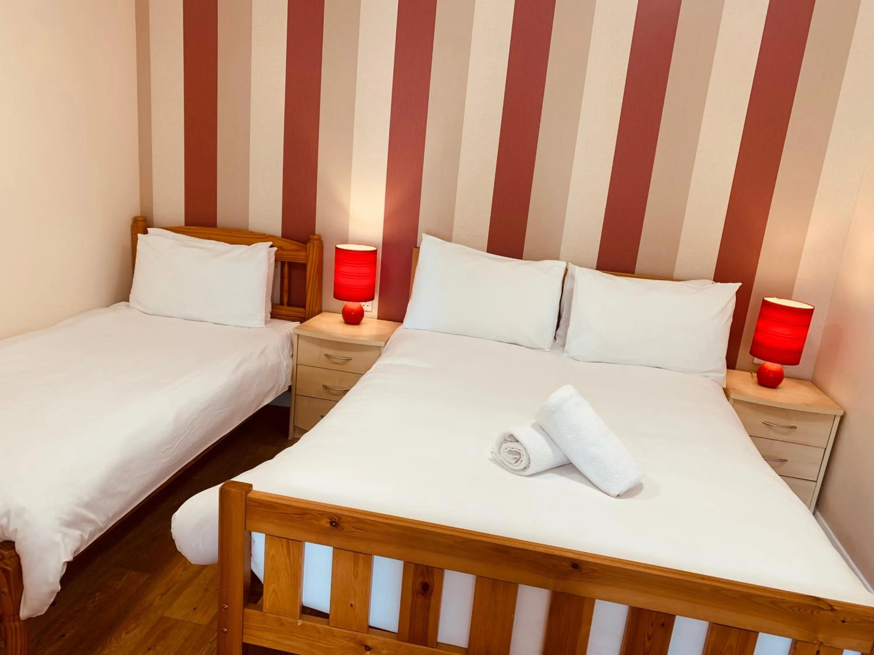 Bedroom, Bed in Preston Hotel