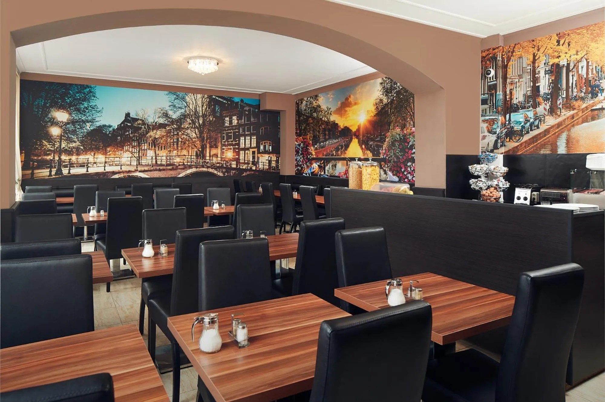 Breakfast in Belfort Hotel