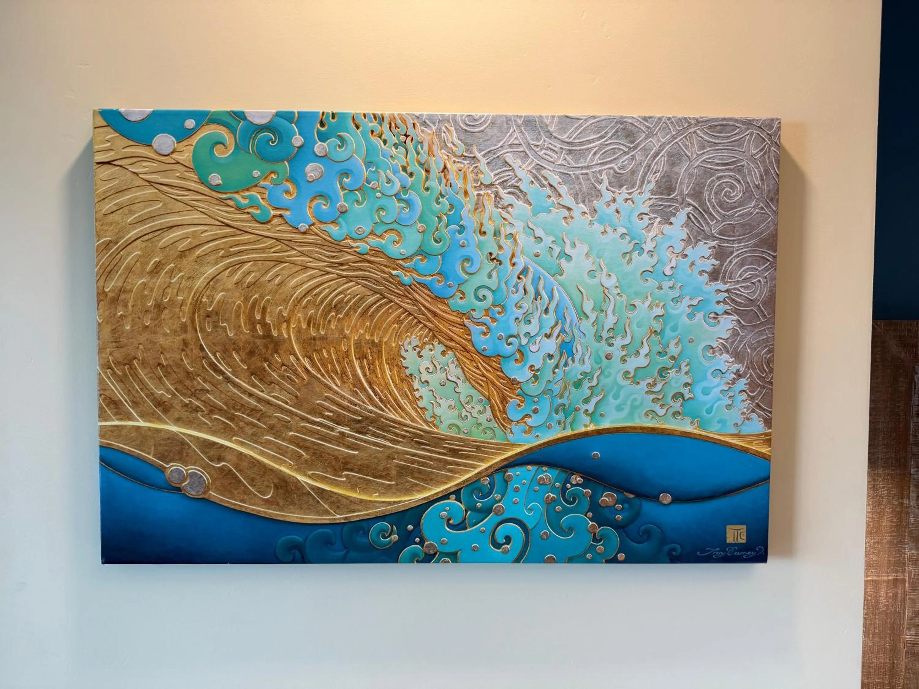 Decorative detail in HarborWalk Inn