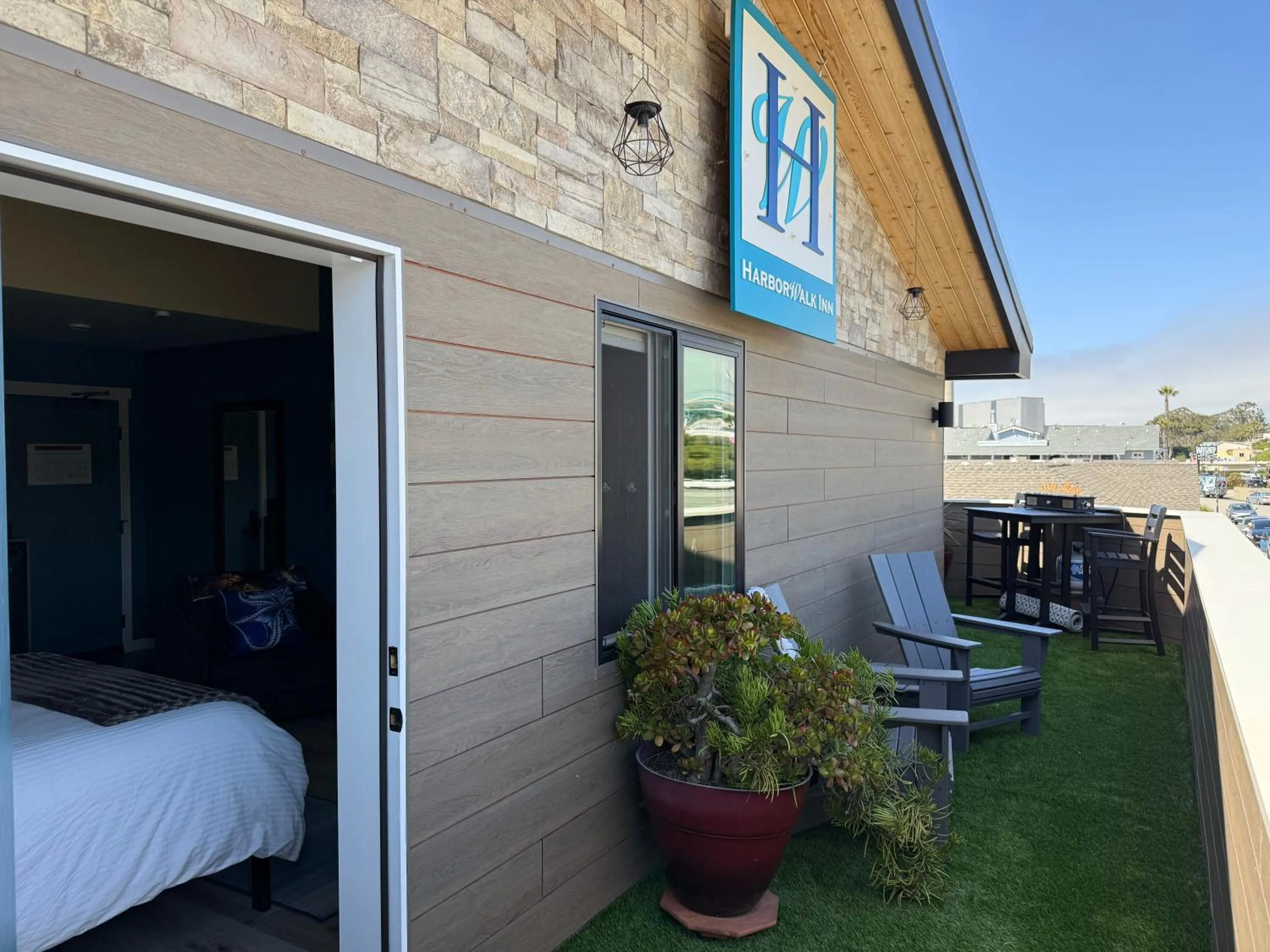 Balcony/Terrace in HarborWalk Inn