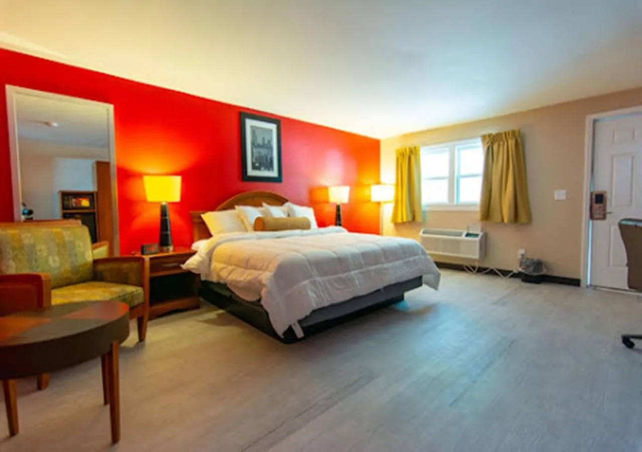 EDEN INN