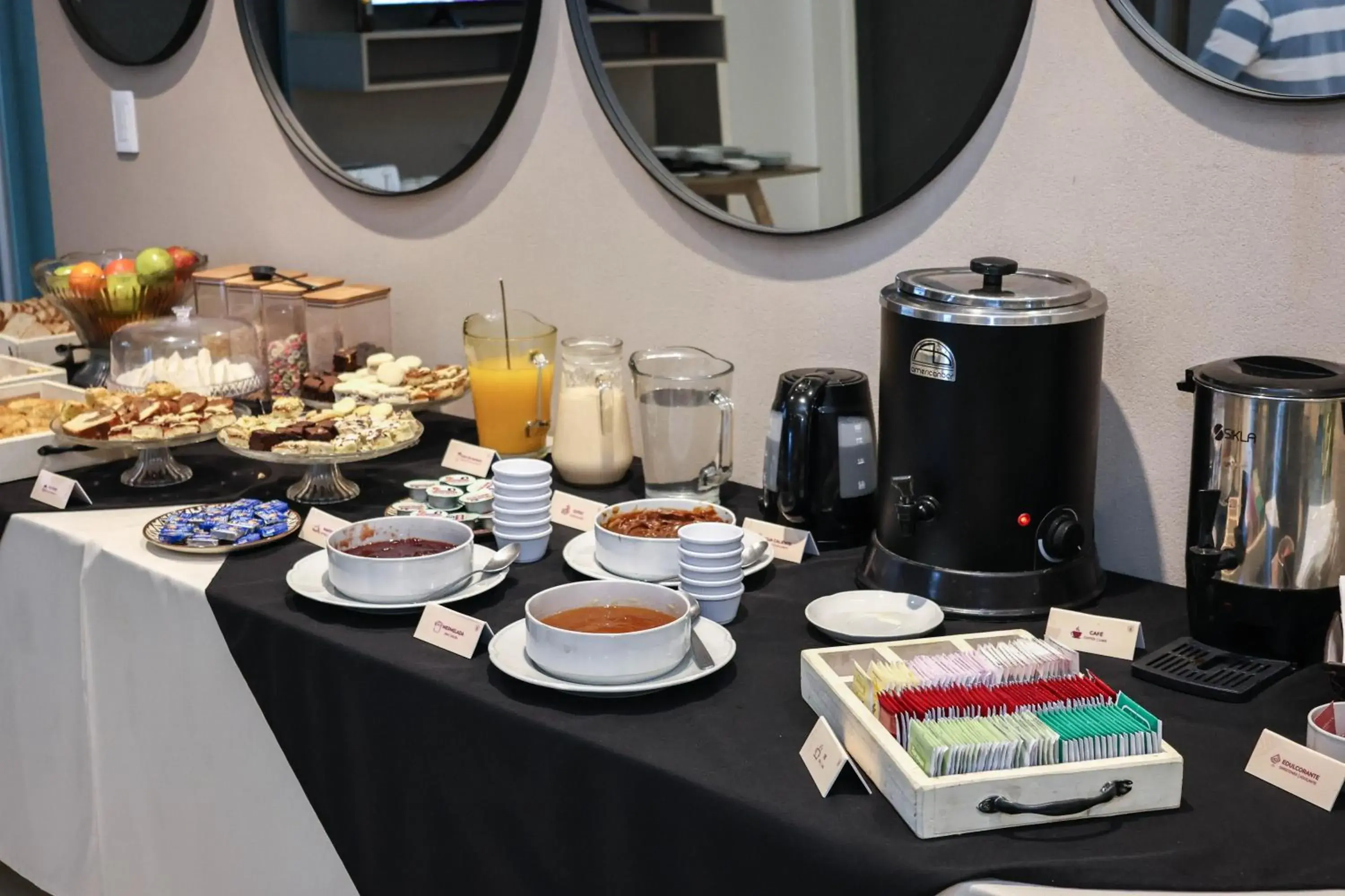 Breakfast in Amérian Río Cuarto Breakfast in Amérian Río Cuarto