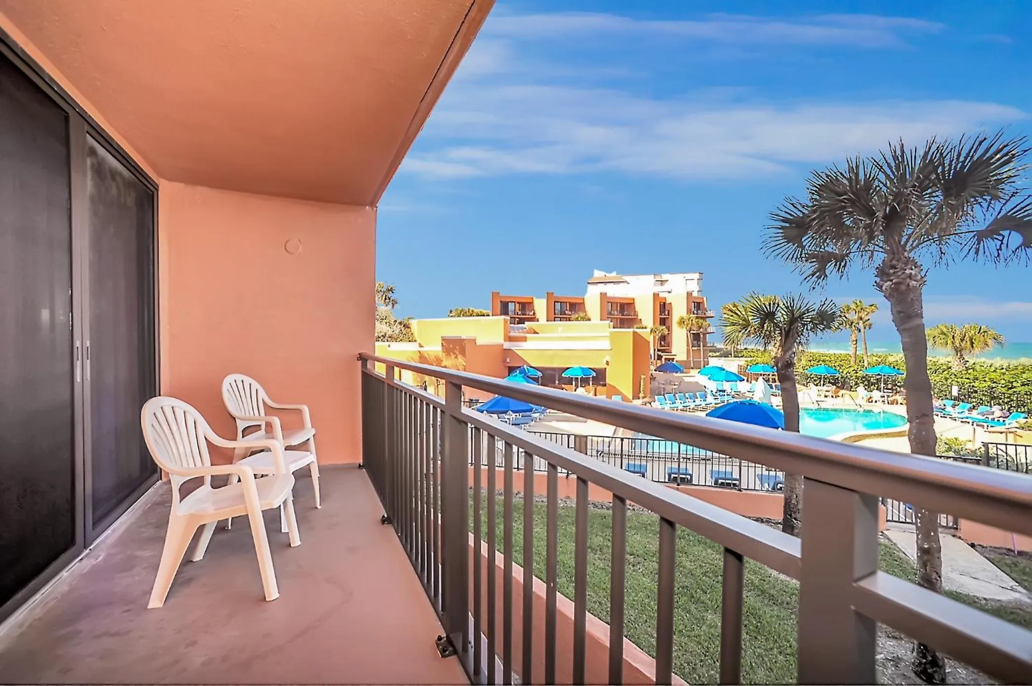 Balcony/Terrace in Oceanique Resort
