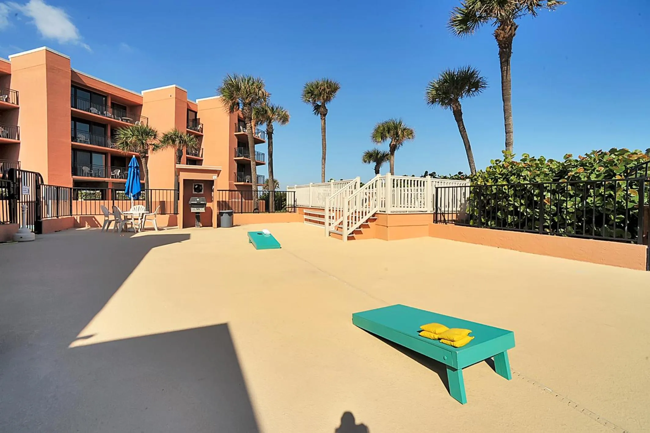 Entertainment in Oceanique Resort