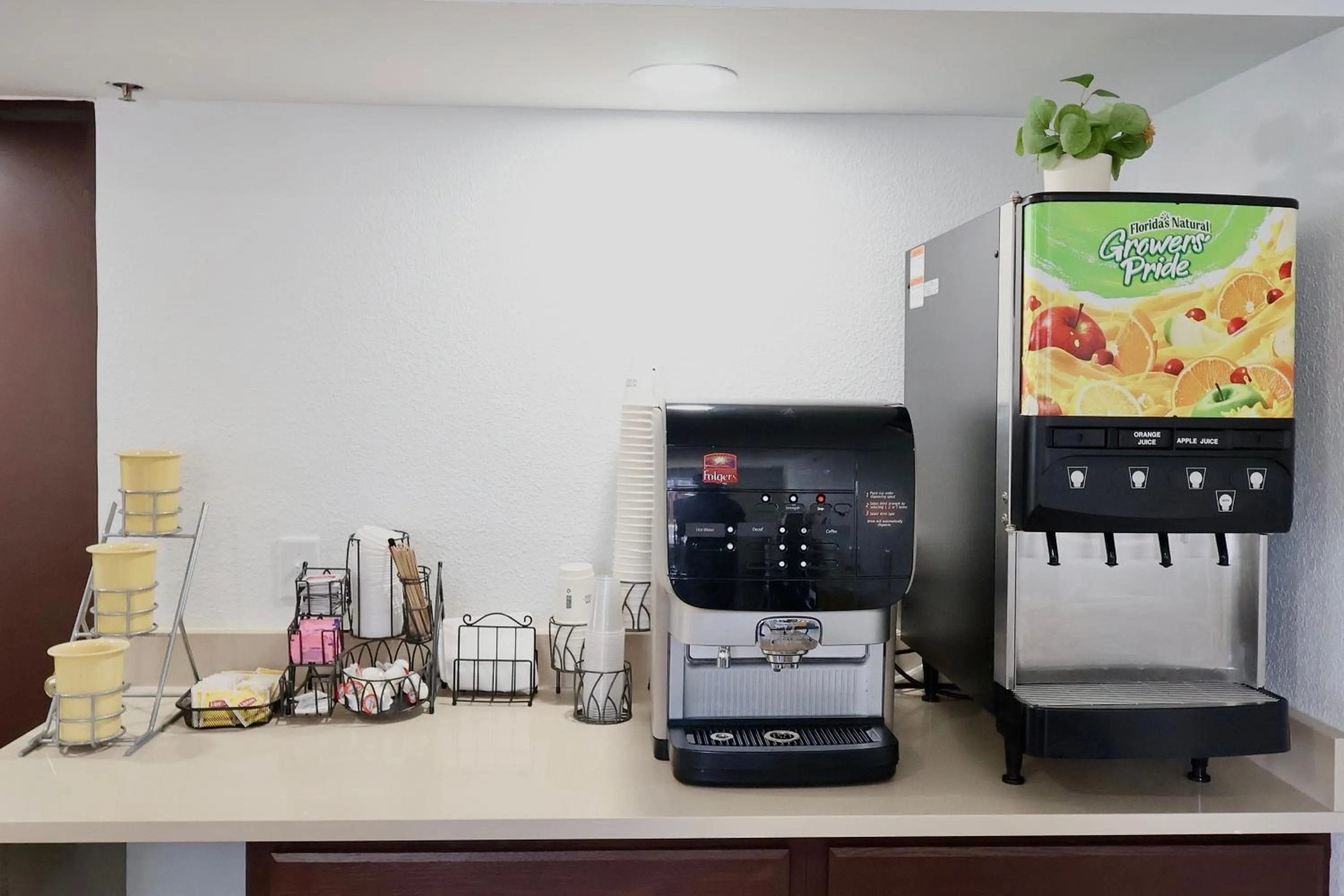 Breakfast in Days Inn by Wyndham Jackson