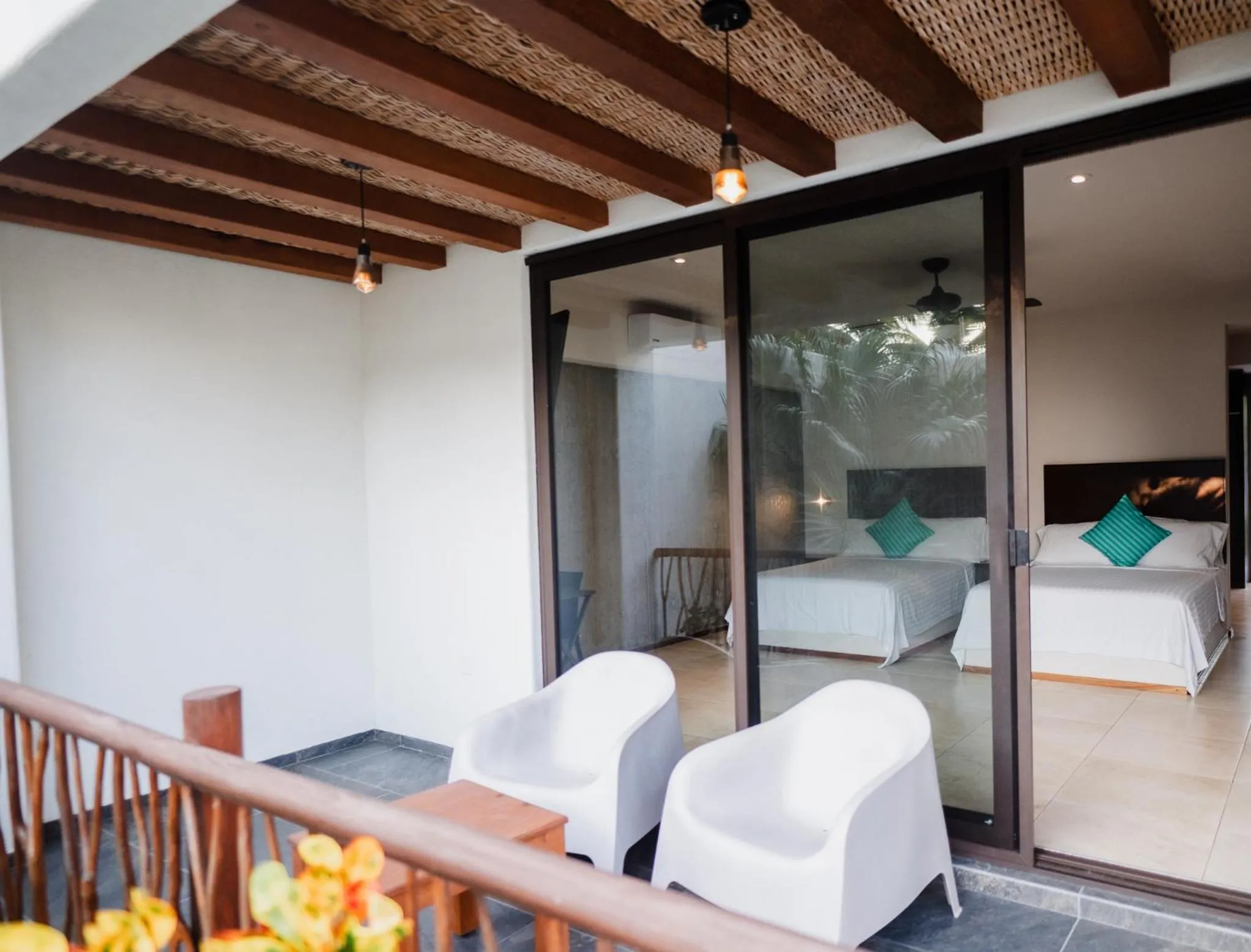 Balcony/Terrace, Bed in Hotel Portofino