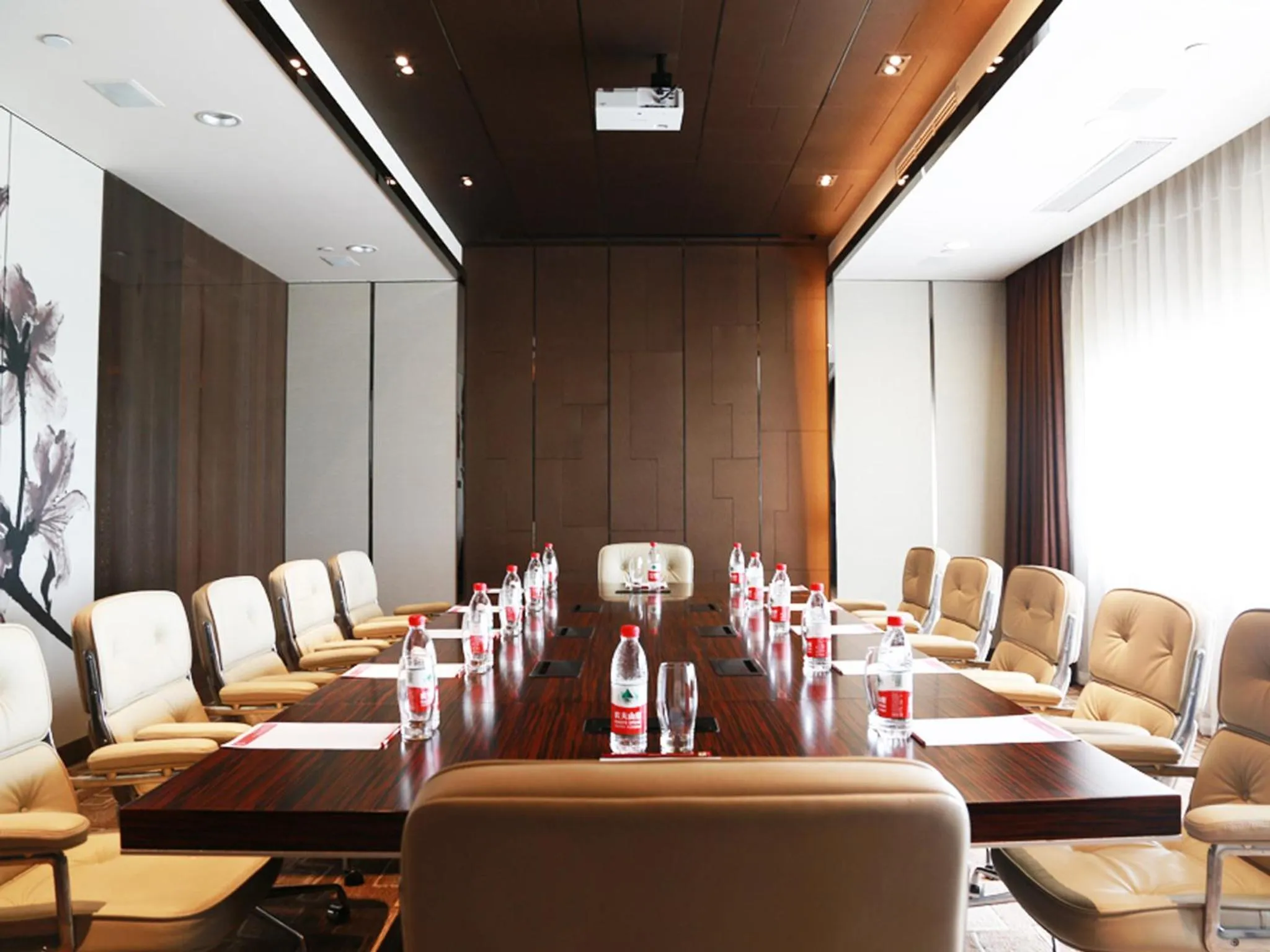 Business facilities in Ramada Plaza Liuzhou Liudong