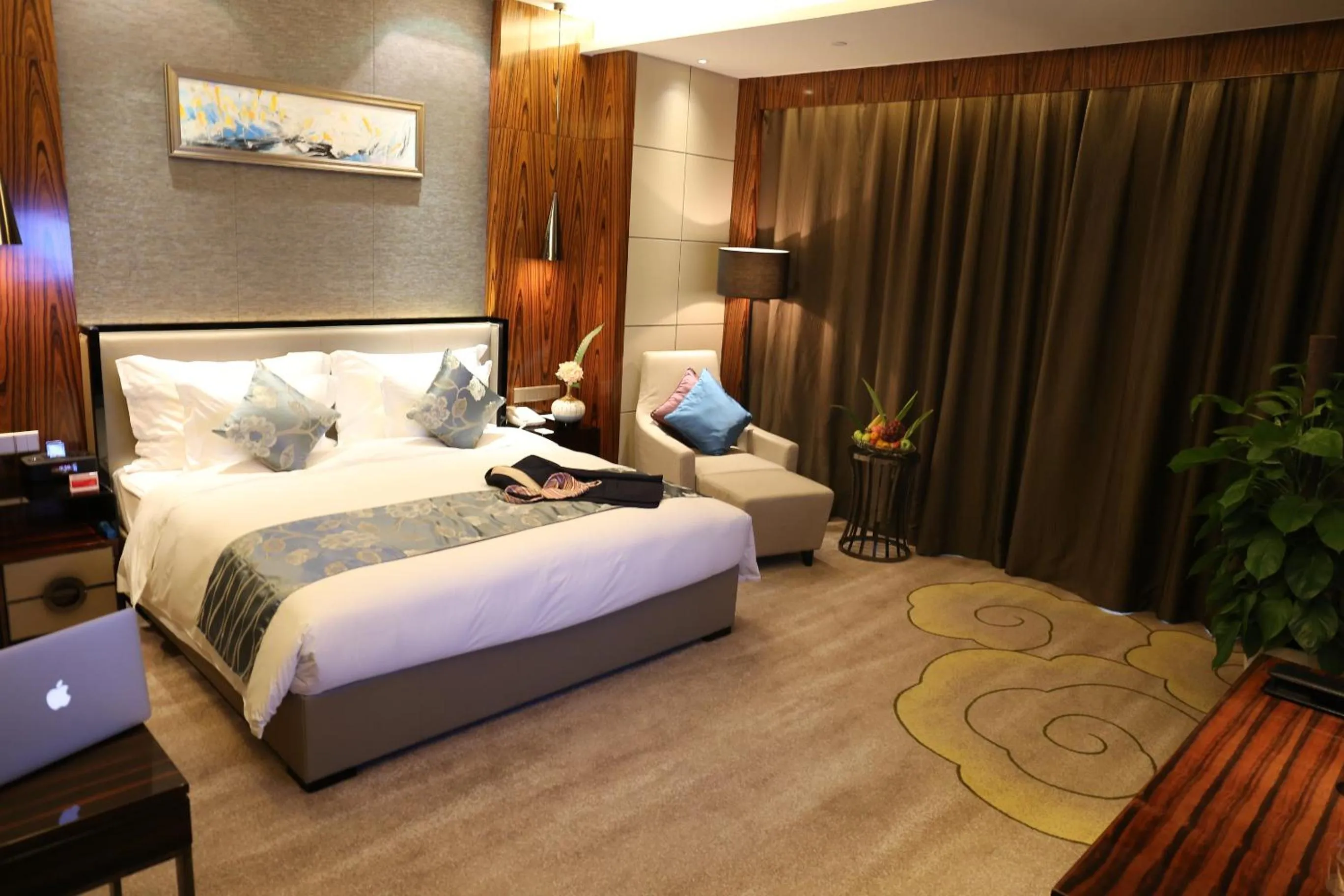 Ramada Plaza Liuzhou Liudong