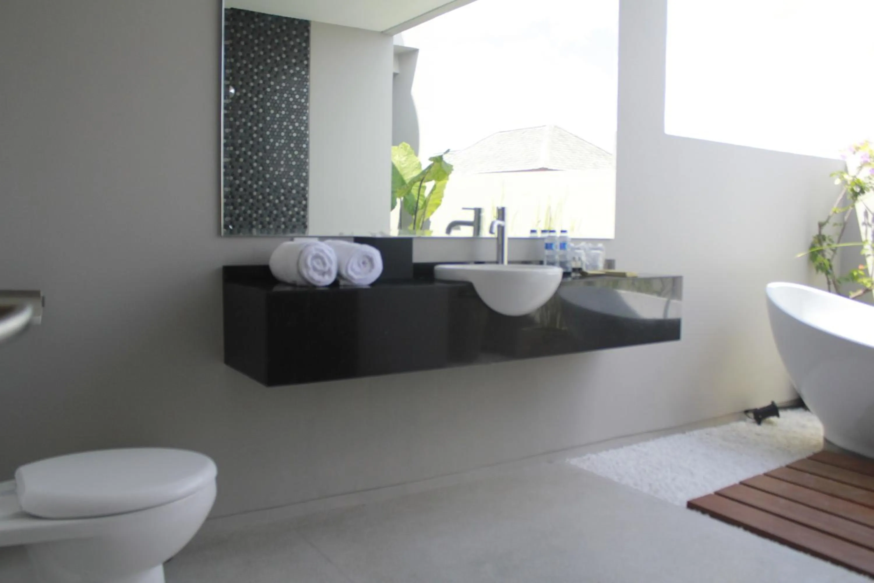 Bathroom in Scala Bed and Beyond