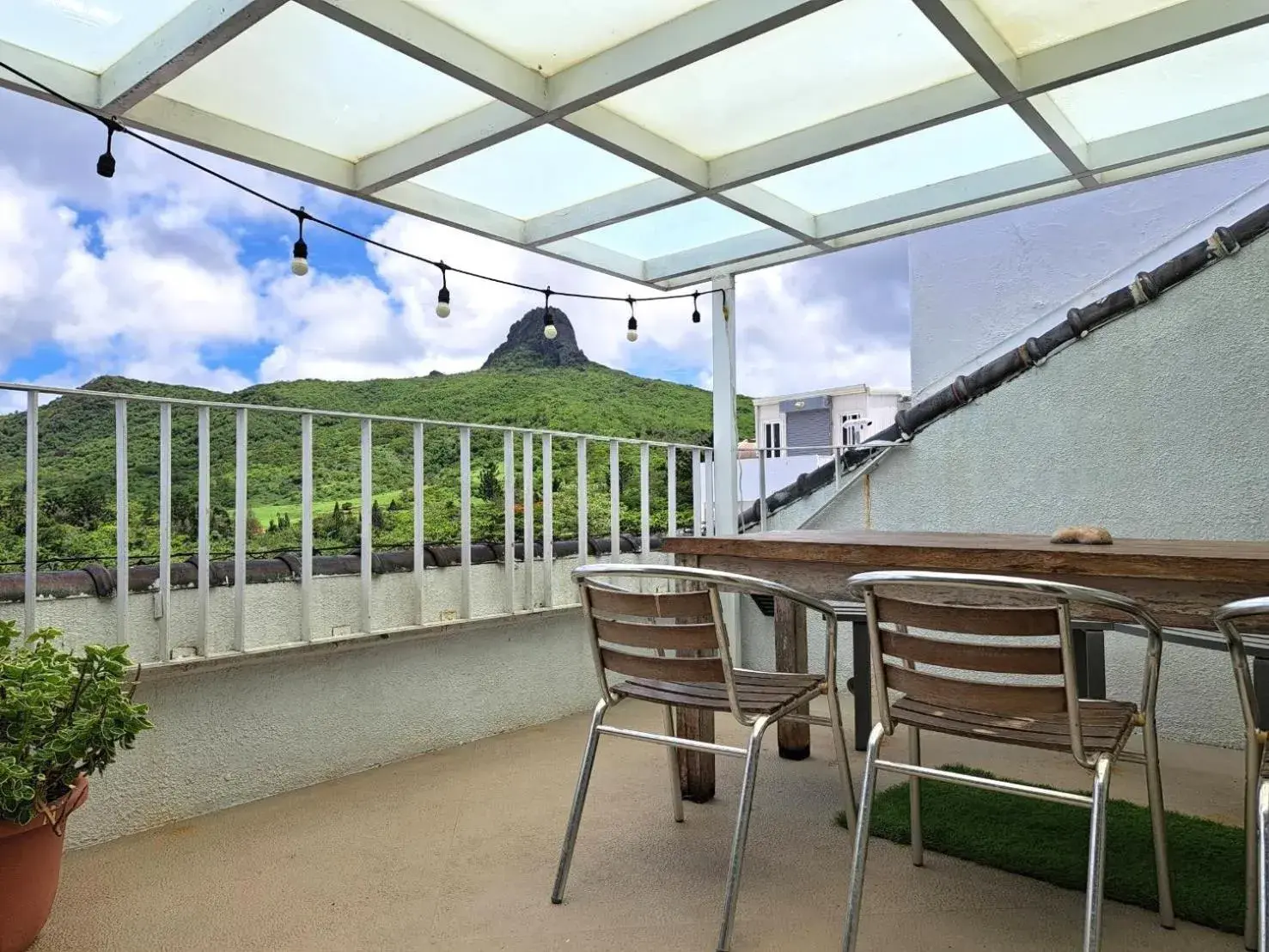 View (from property/room) in 墾丁橘月Orange Moon Inn View (from property/room) in 墾丁橘月Orange Moon Inn