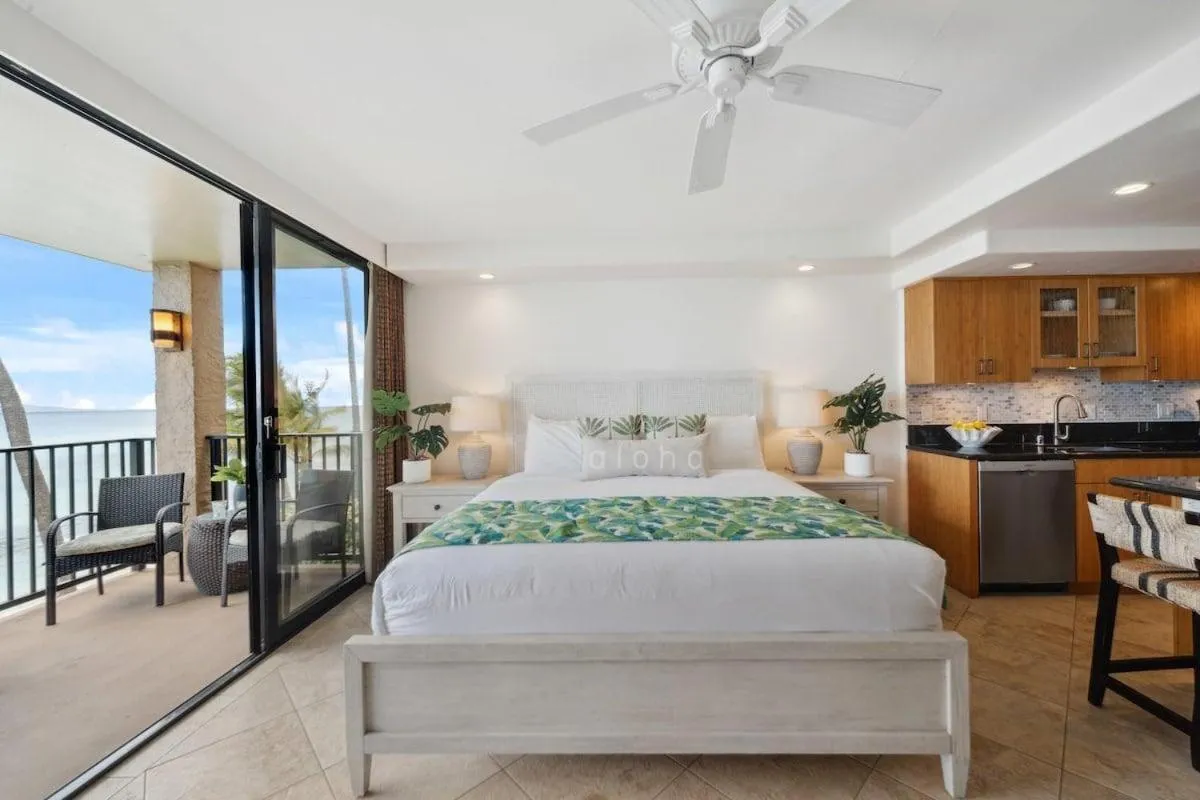 Bed in Papakea A306 · Papakea A306 Remodel Oceanfront Studio Getaway