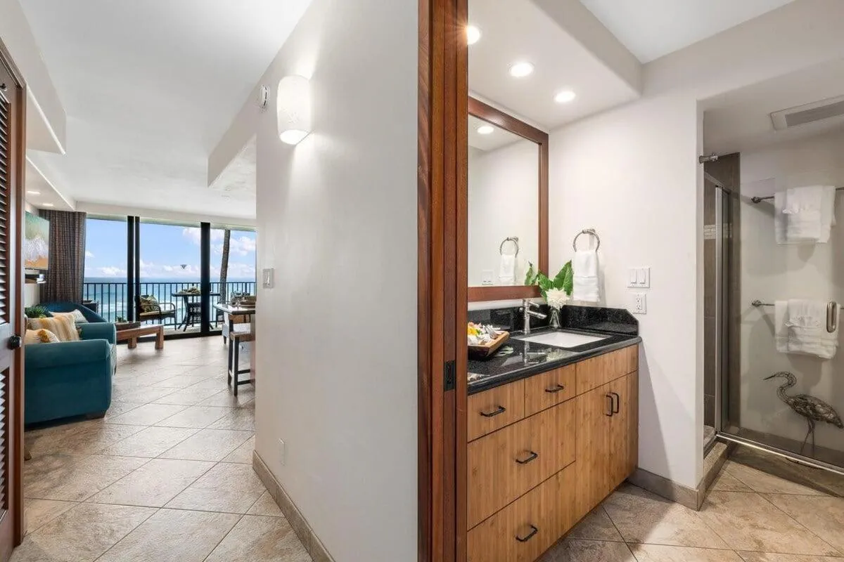 Papakea A306 · Papakea A306 Remodel Oceanfront Studio Getaway