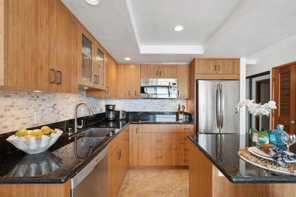 Papakea A306 · Papakea A306 Remodel Oceanfront Studio Getaway