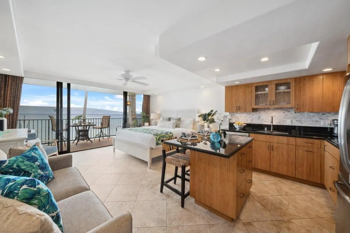 Papakea A306 · Papakea A306 Remodel Oceanfront Studio Getaway