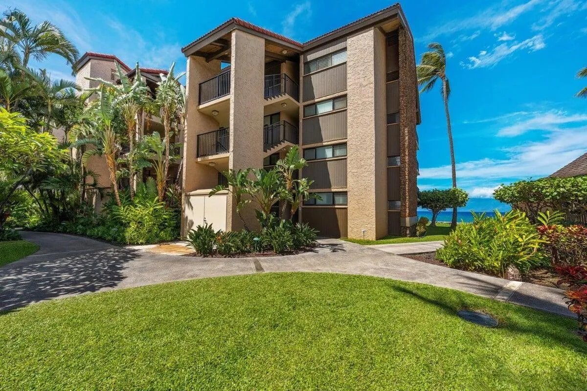 Papakea A306 · Papakea A306 Remodel Oceanfront Studio Getaway