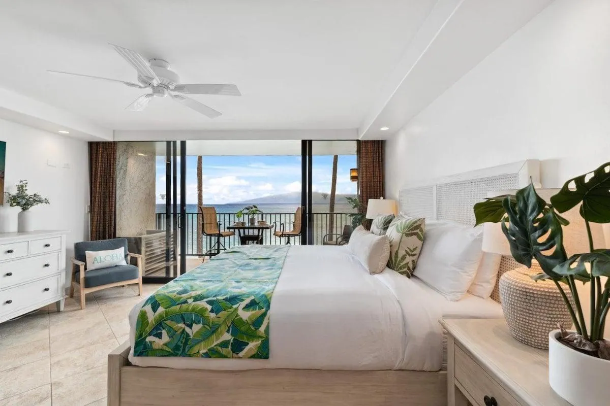 Bed in Papakea A306 · Papakea A306 Remodel Oceanfront Studio Getaway