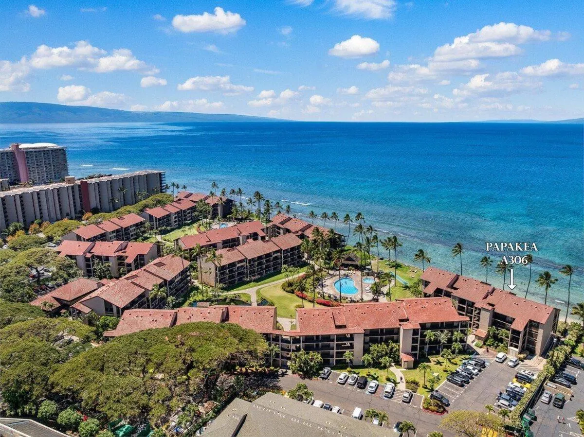 Papakea A306 · Papakea A306 Remodel Oceanfront Studio Getaway