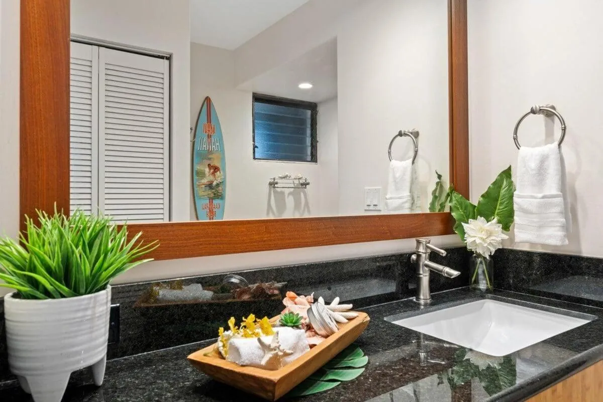 Papakea A306 · Papakea A306 Remodel Oceanfront Studio Getaway