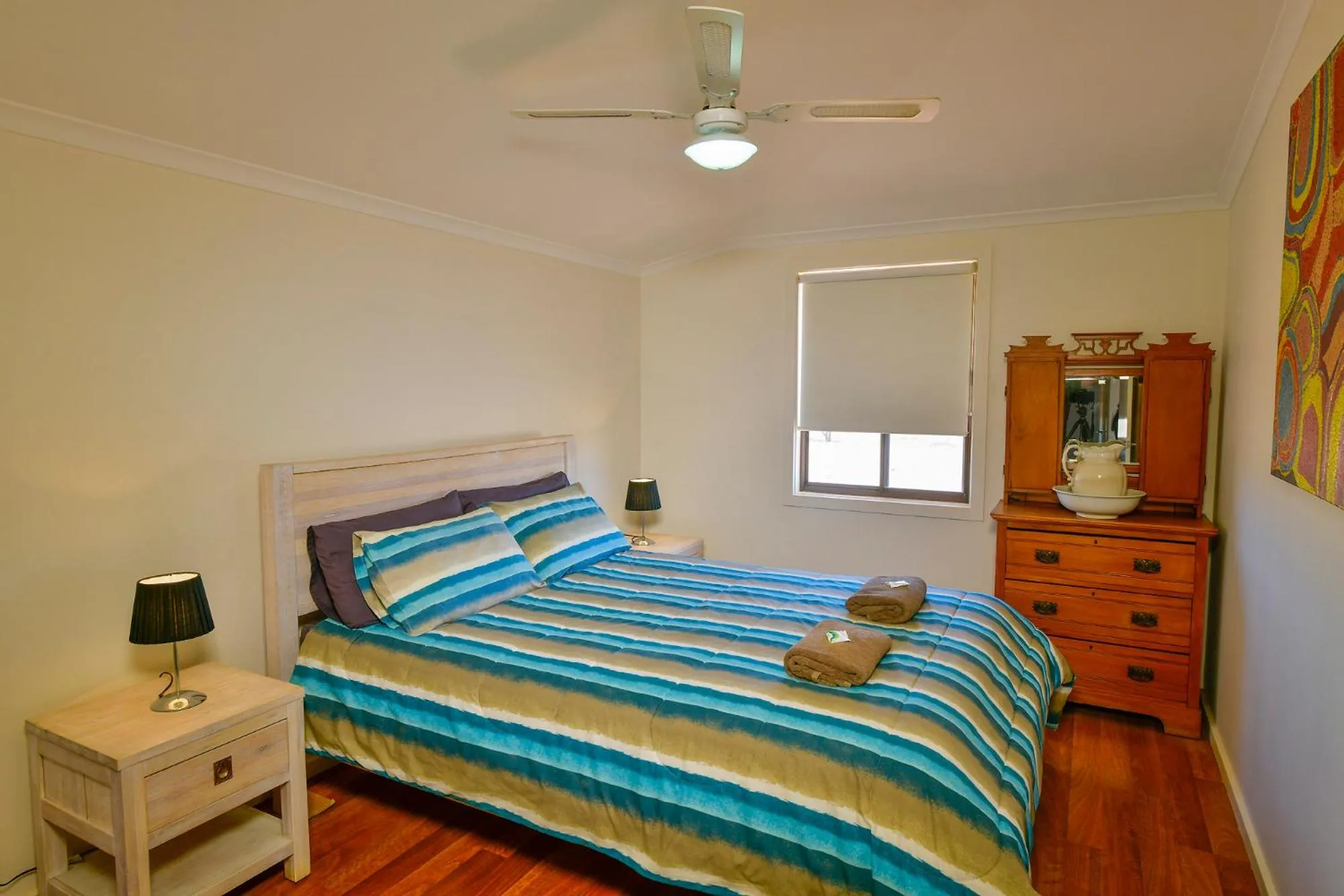 Bed in William Creek Camp Ground & Units