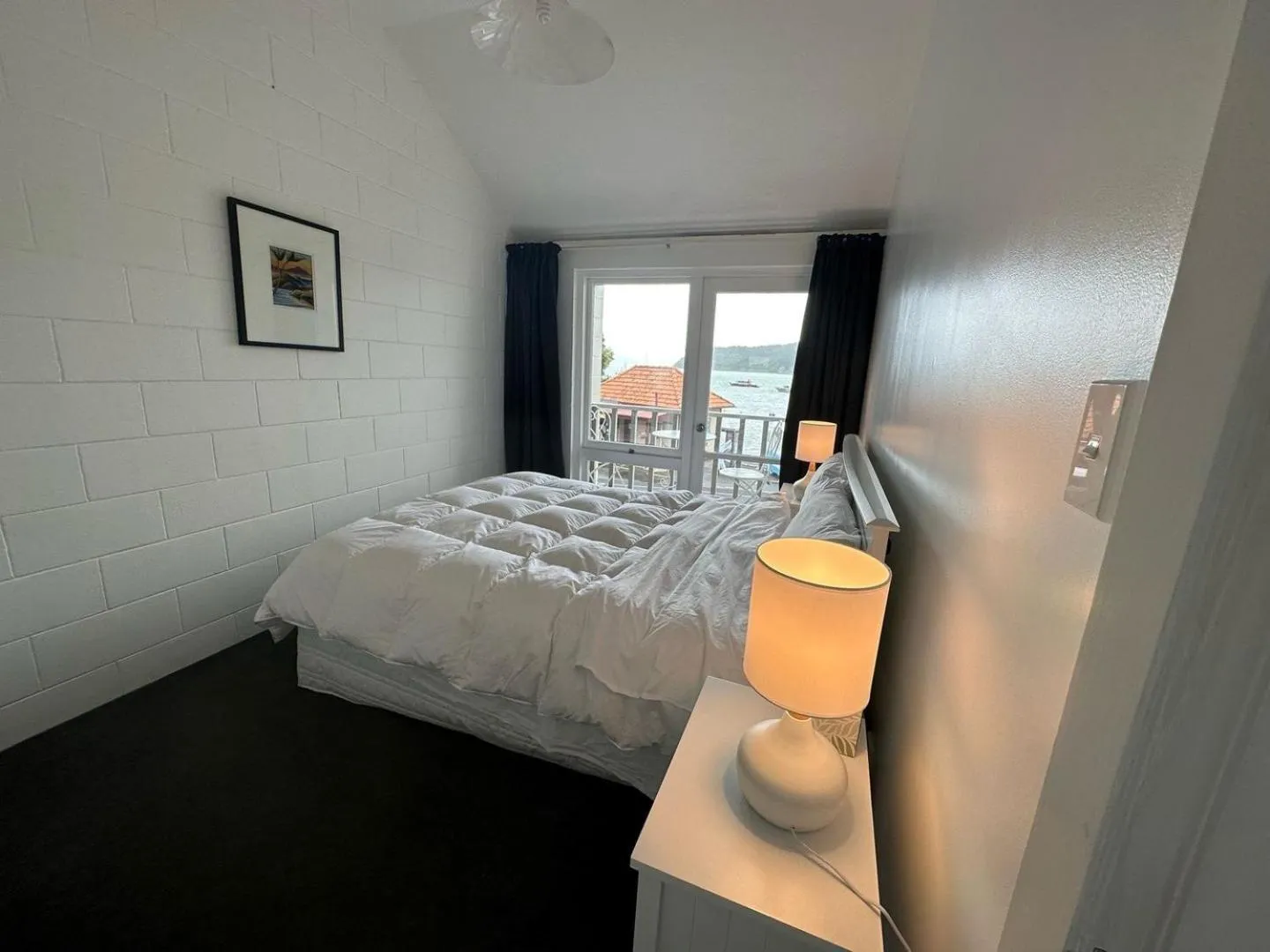 Bed in Akaroa Village Inn