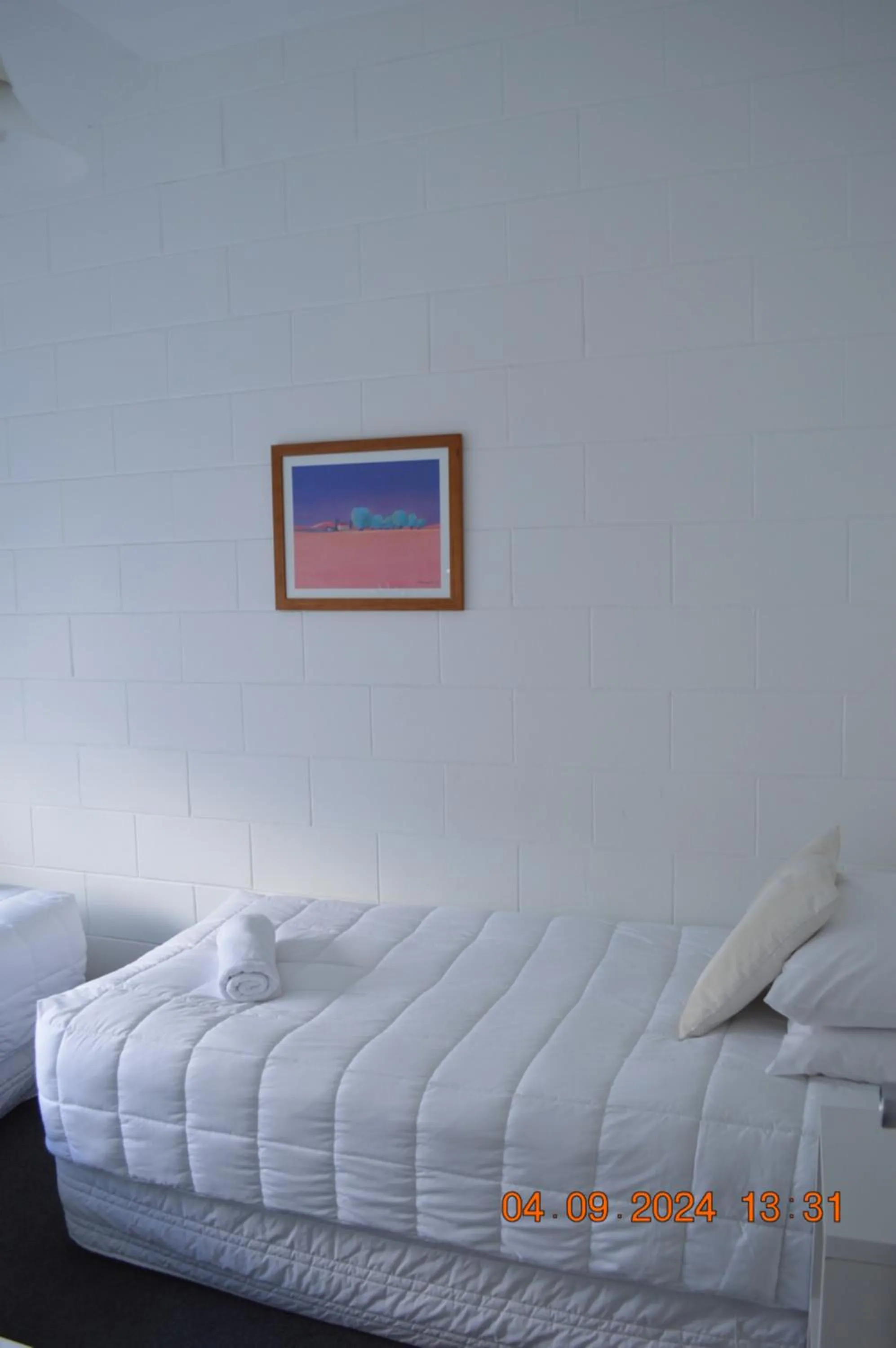 Bed in Akaroa Village Inn